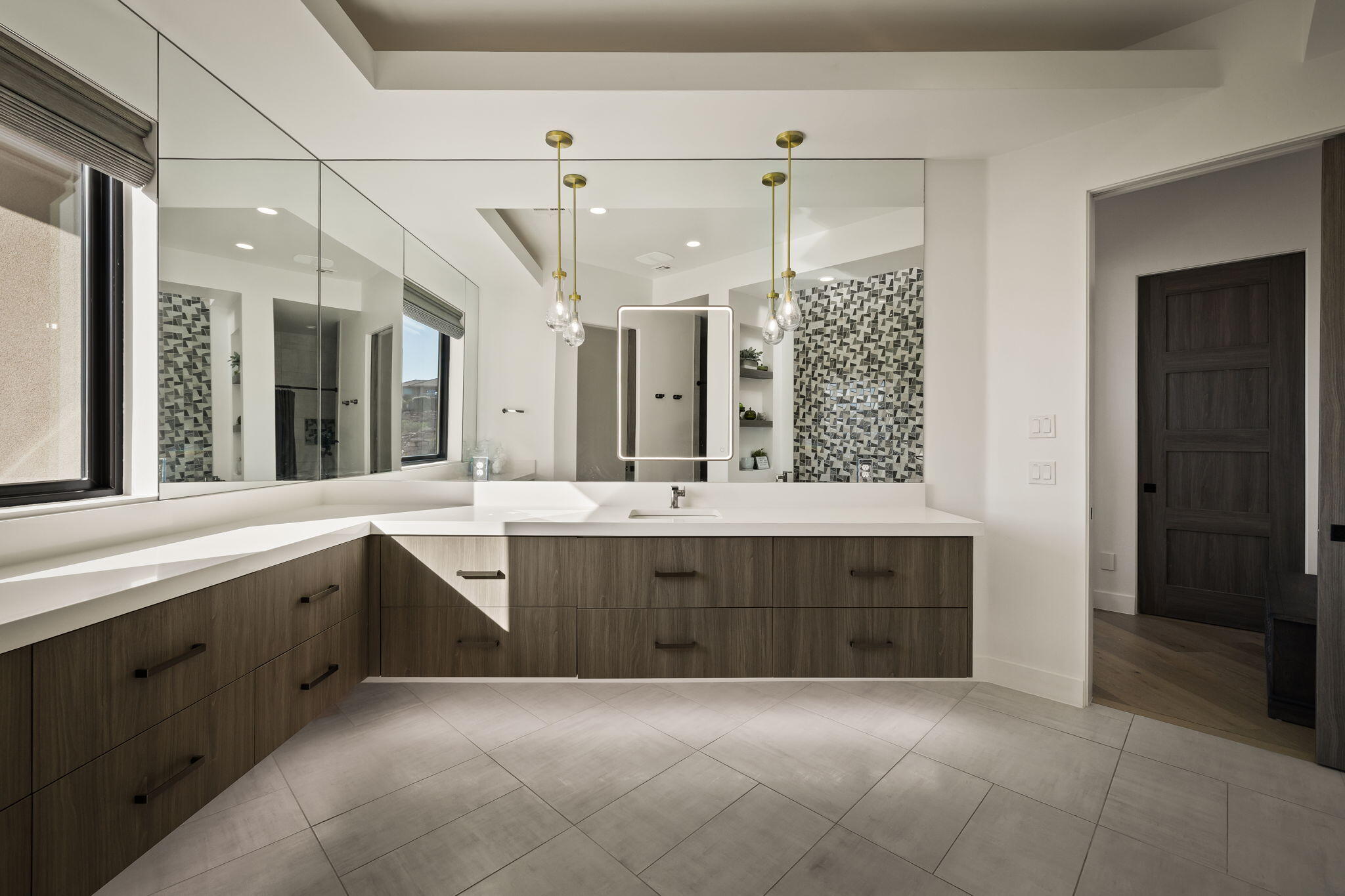 STONE CLIFF - Residential