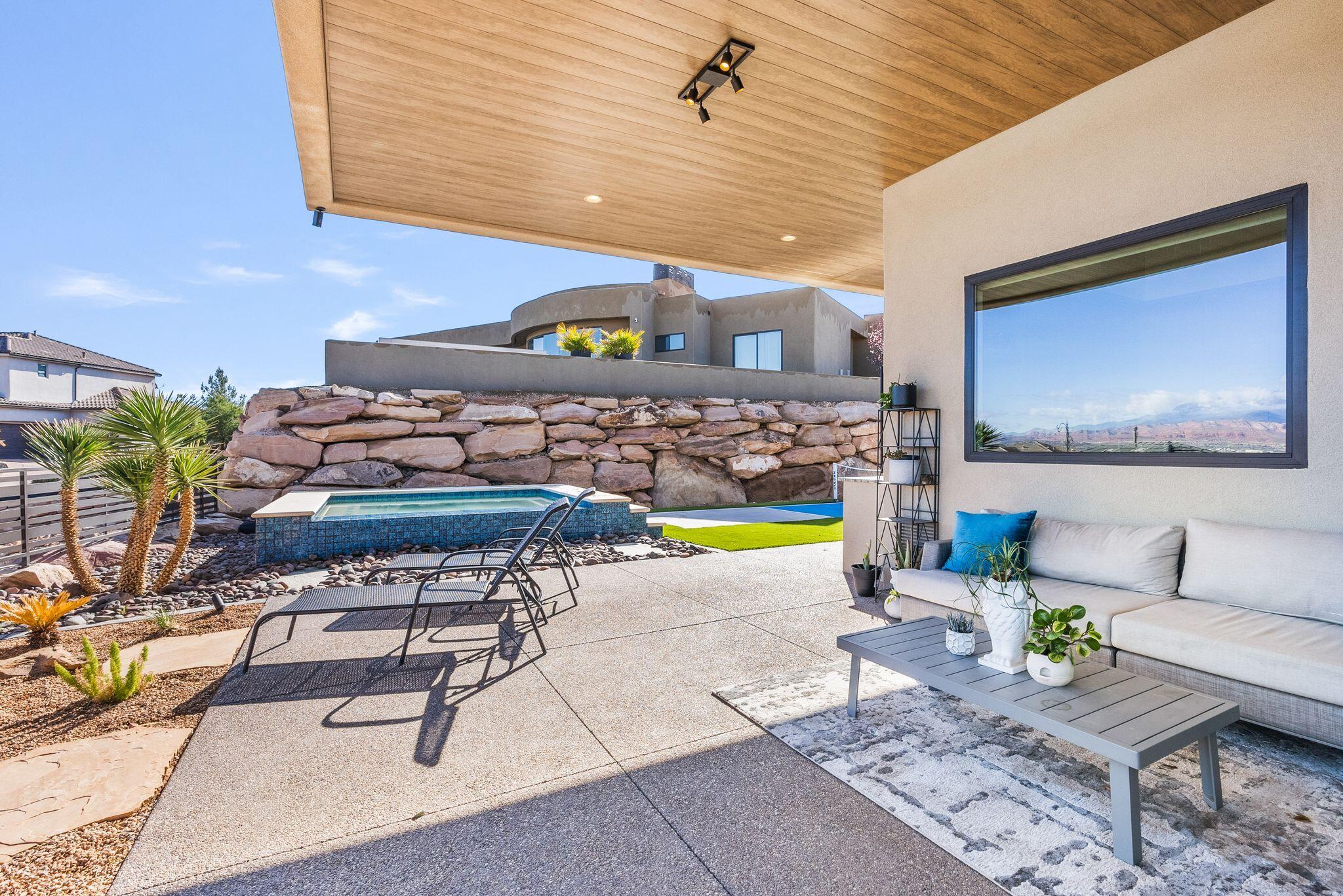 STONE CLIFF - Residential