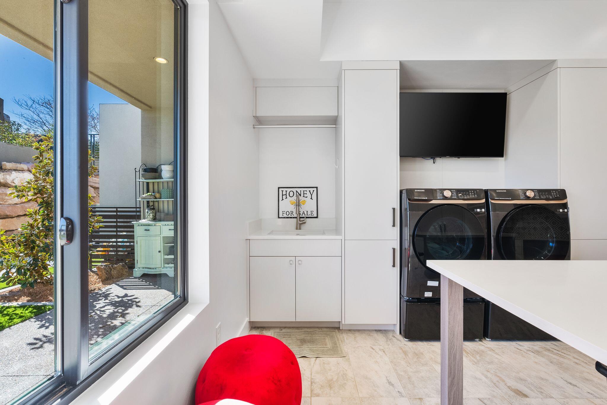 STONE CLIFF - Residential