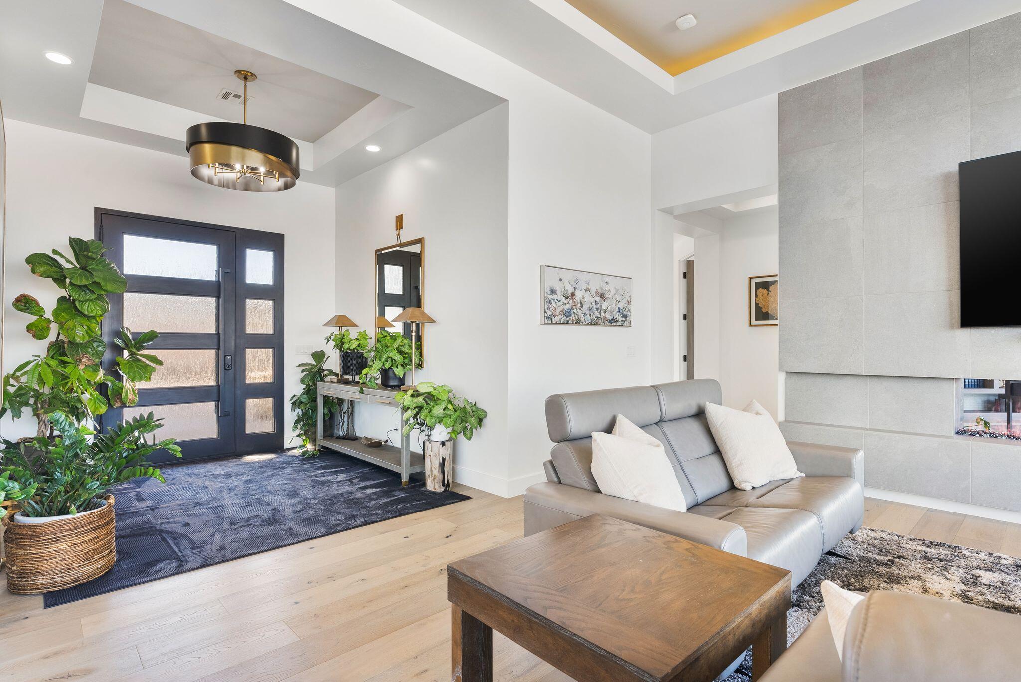 STONE CLIFF - Residential