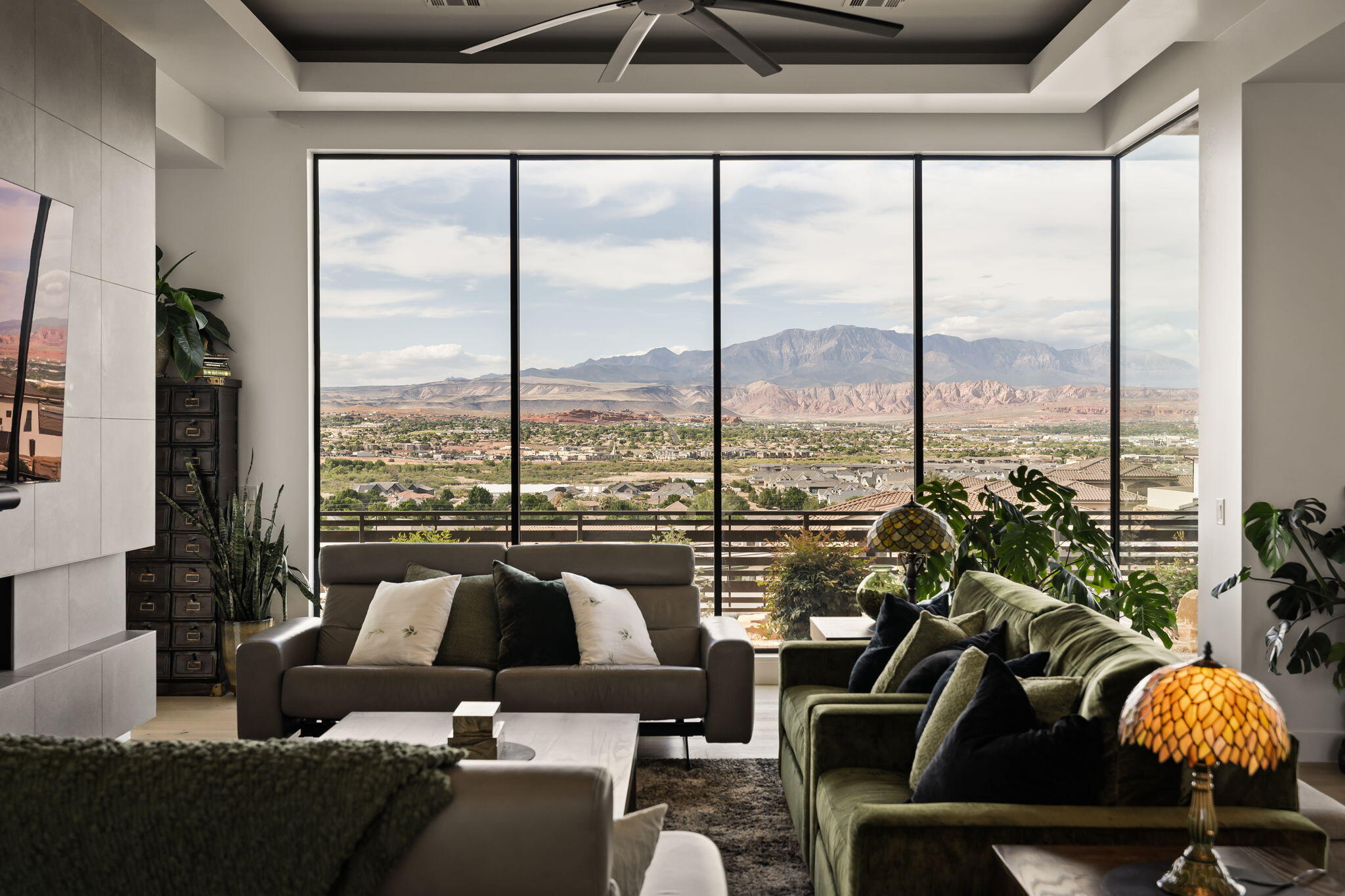 STONE CLIFF - Residential
