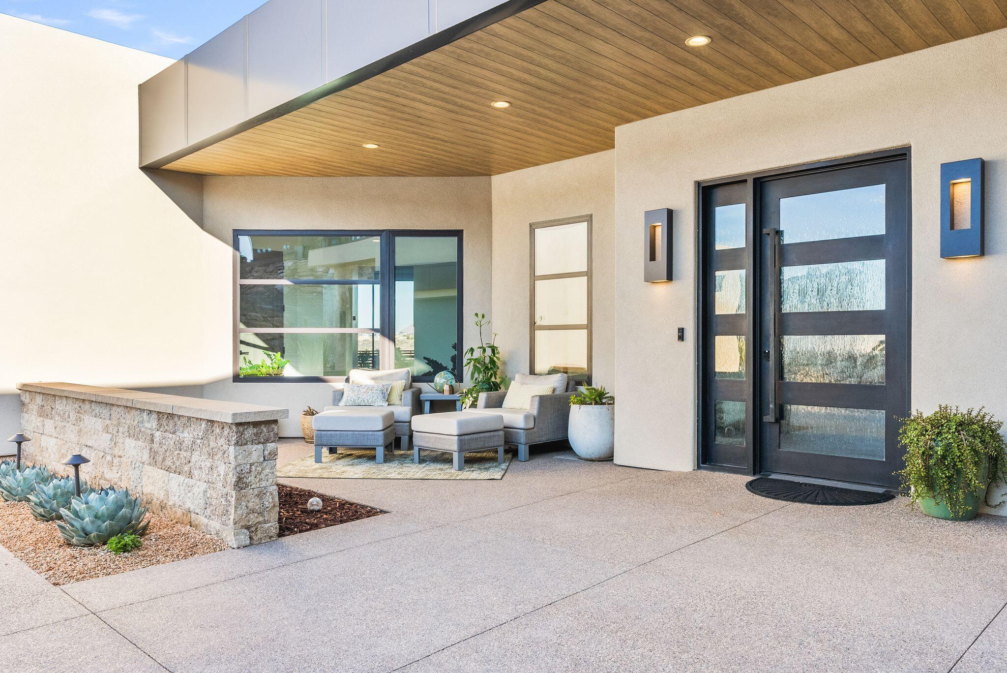 STONE CLIFF - Residential