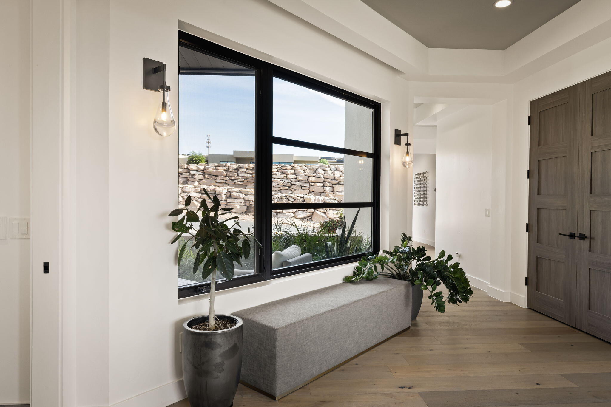STONE CLIFF - Residential