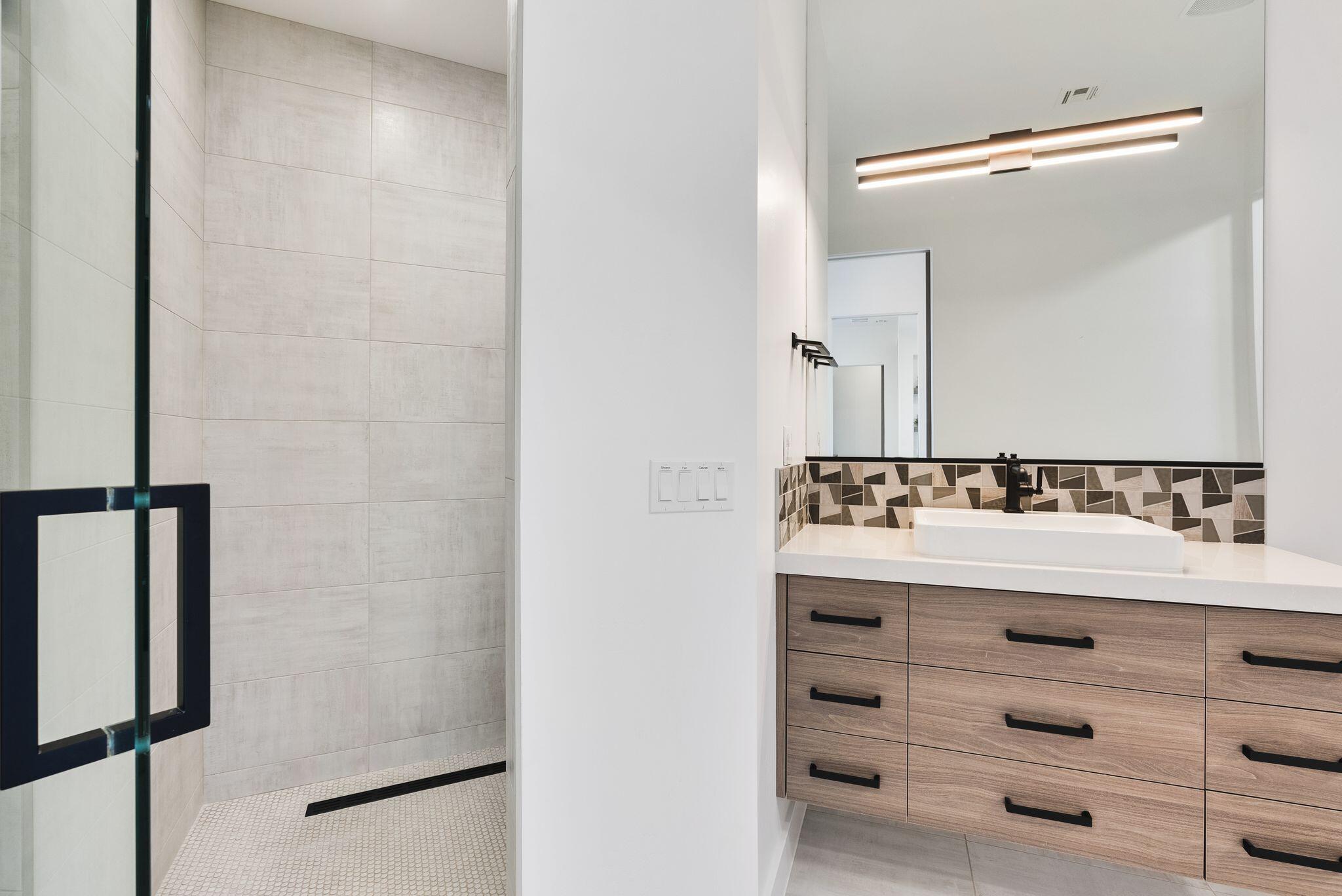 STONE CLIFF - Residential