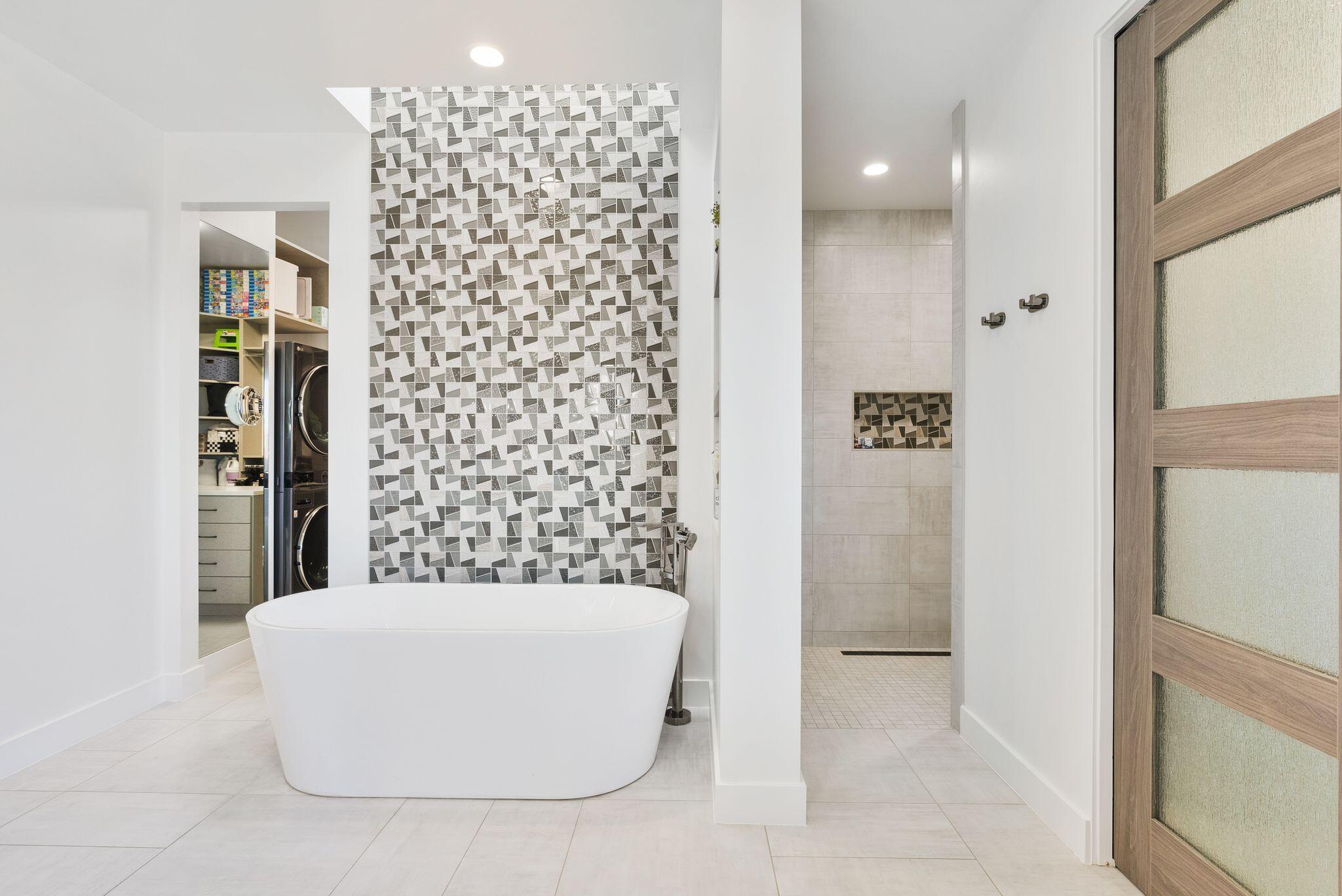 STONE CLIFF - Residential