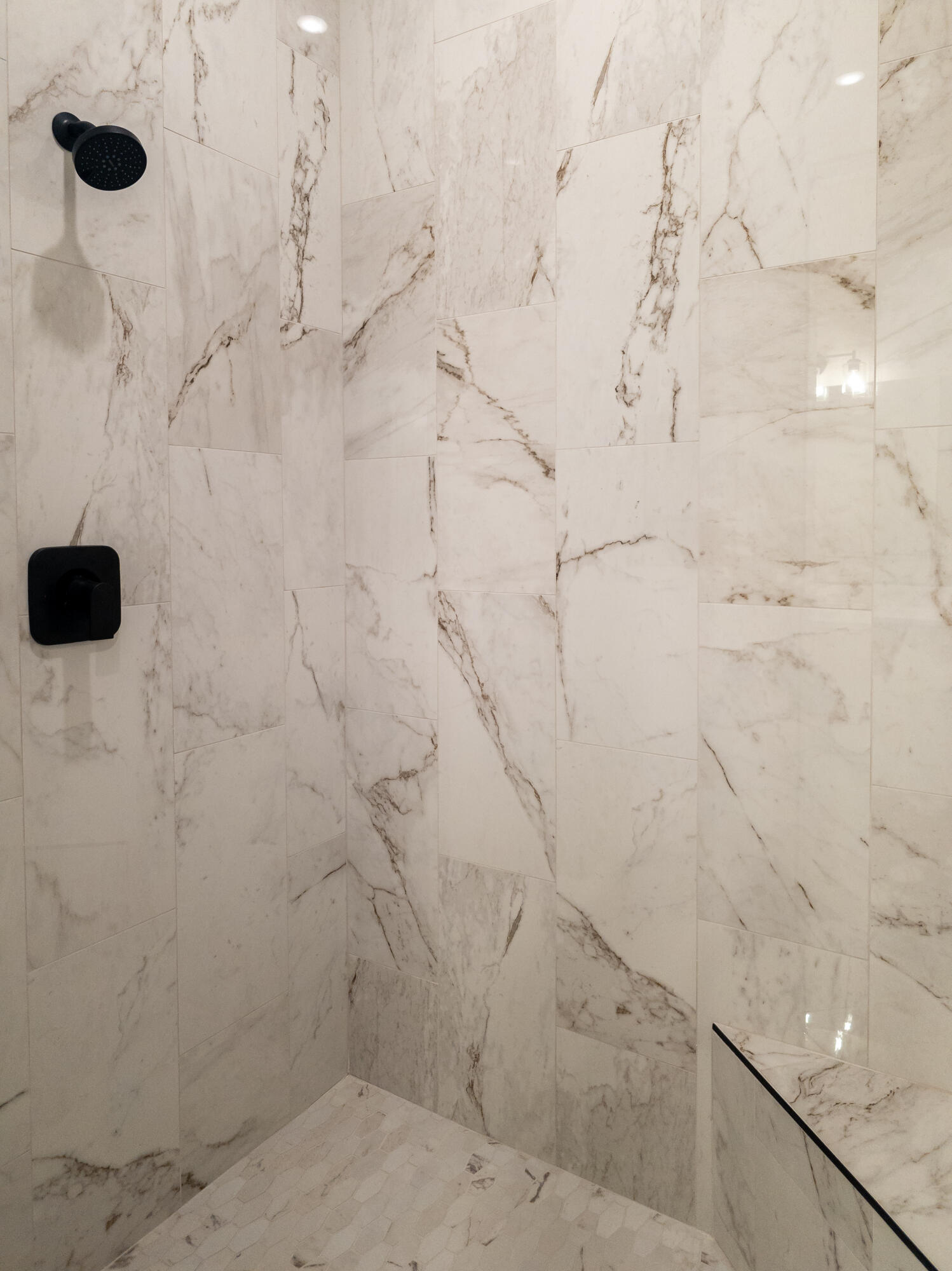 PEREGRINE POINTE WEST - Residential