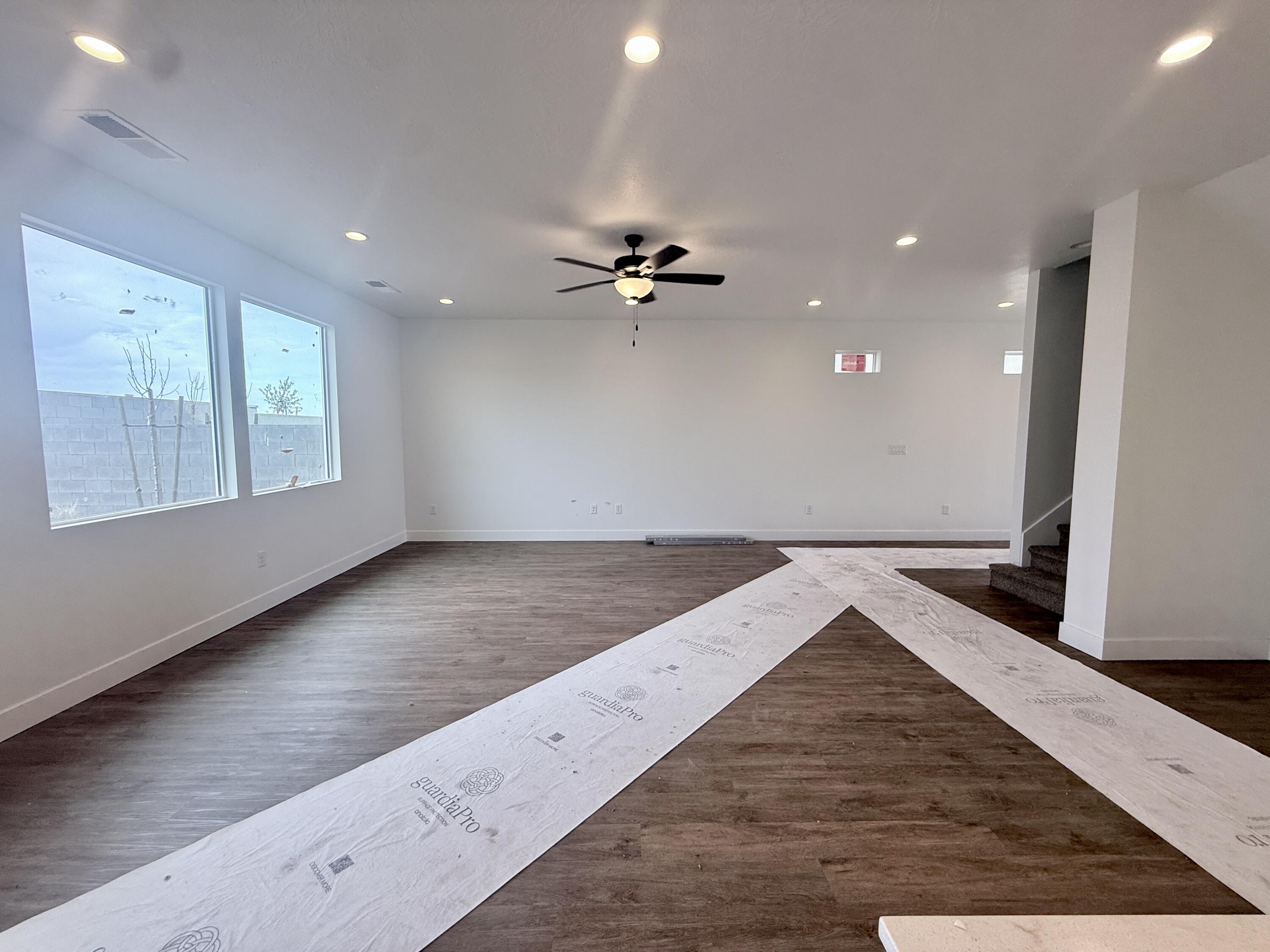 SUNIVA - Residential