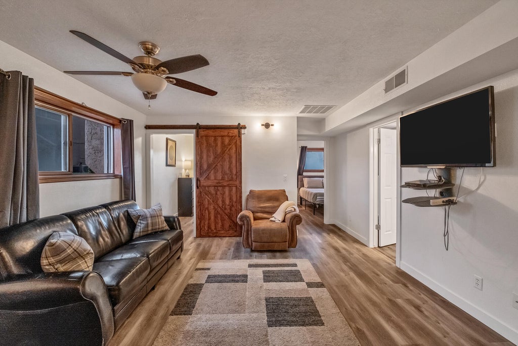 Photo of 860 S Village RD I-1 #I-1, Saint George, UT 84770 (MLS # 26-277255)