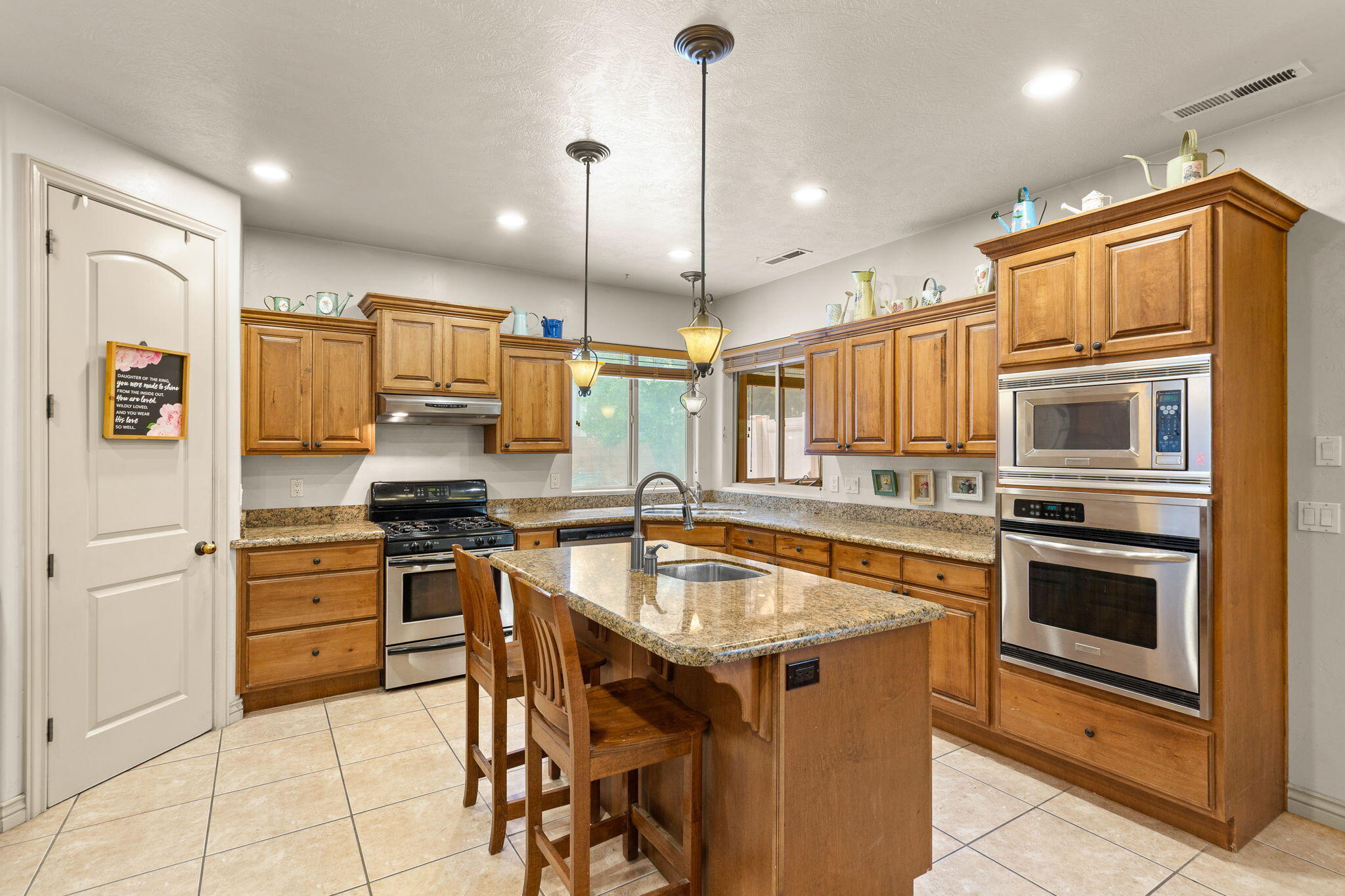RANCHO VISTA ESTATES - Residential