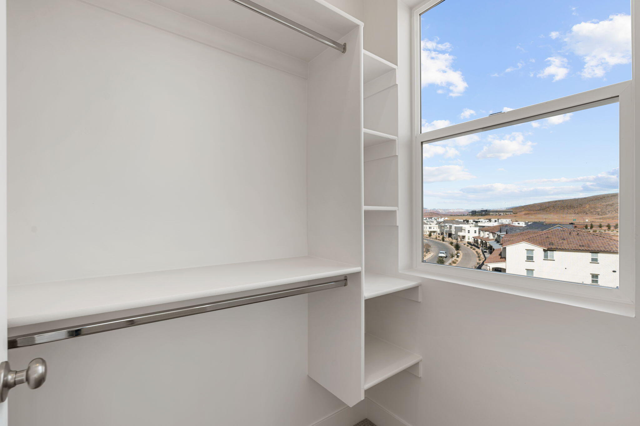 AUBURN HILLS - Residential