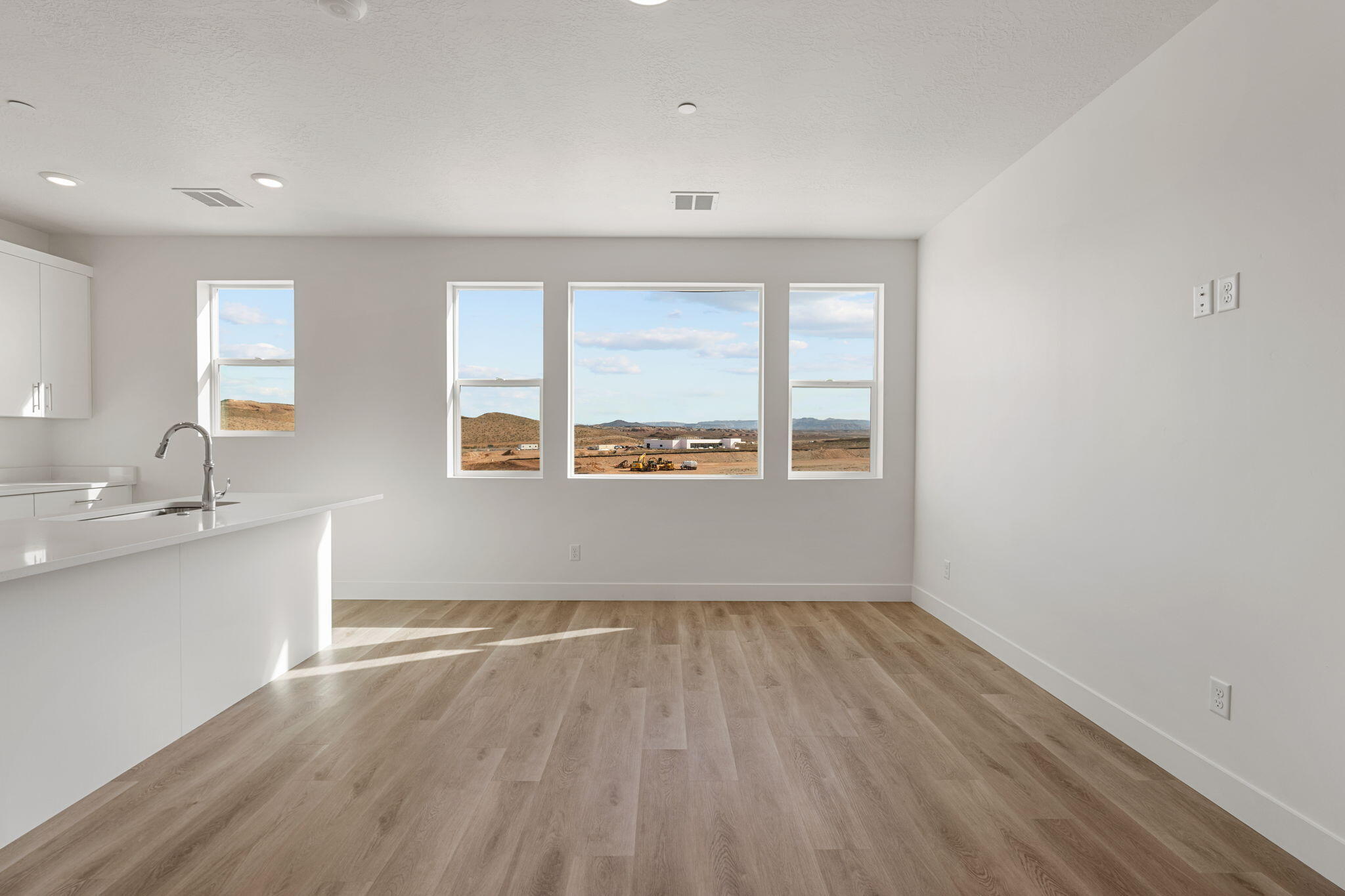 AUBURN HILLS - Residential