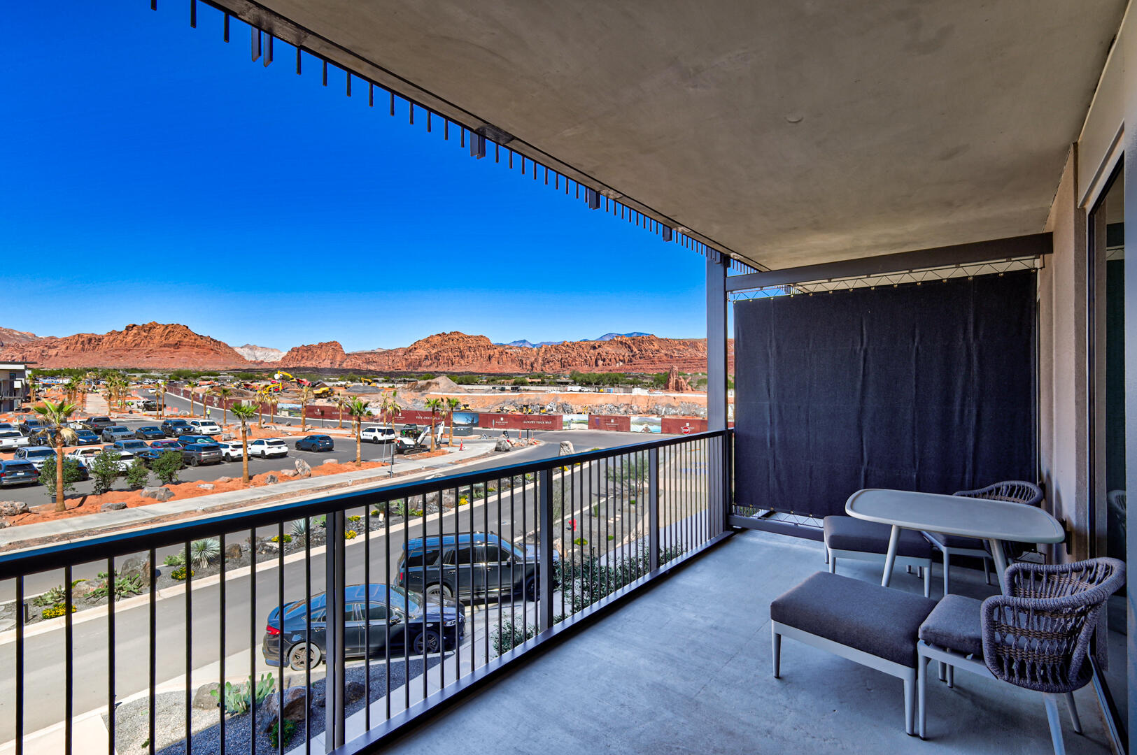 BLACK DESERT RESORT - Residential