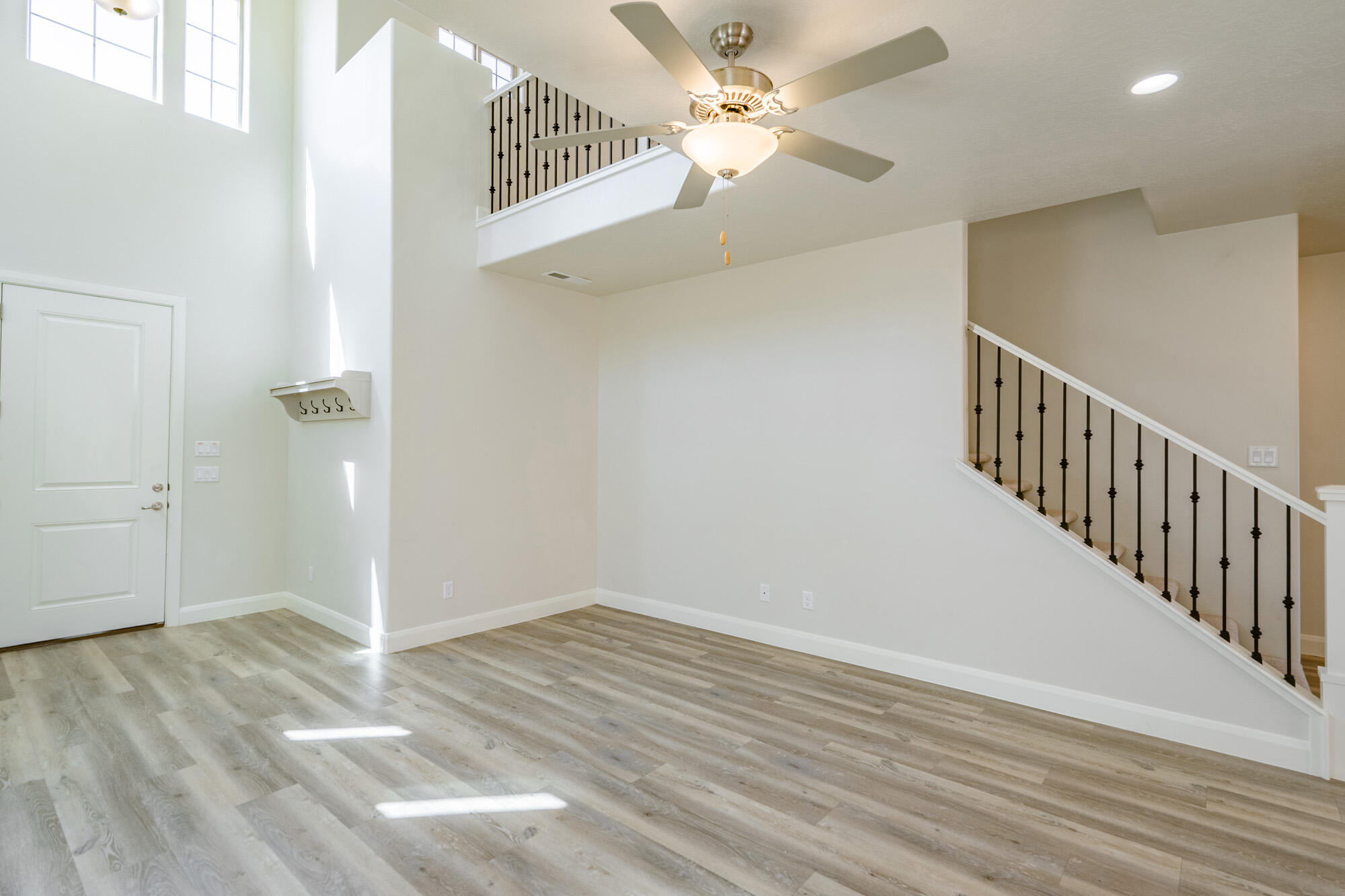 HURRICANE HEIGHTS - Residential