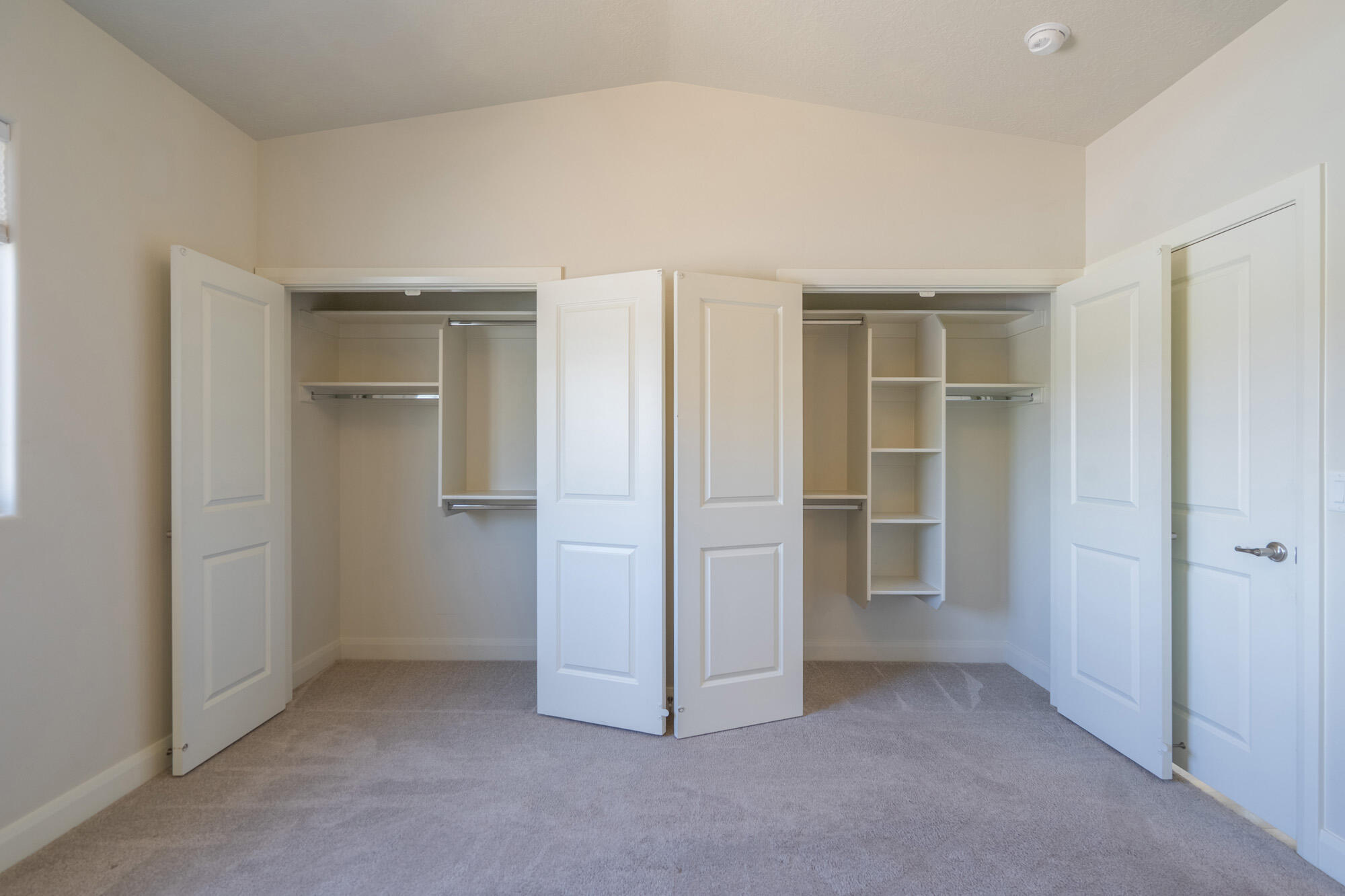 HURRICANE HEIGHTS - Residential