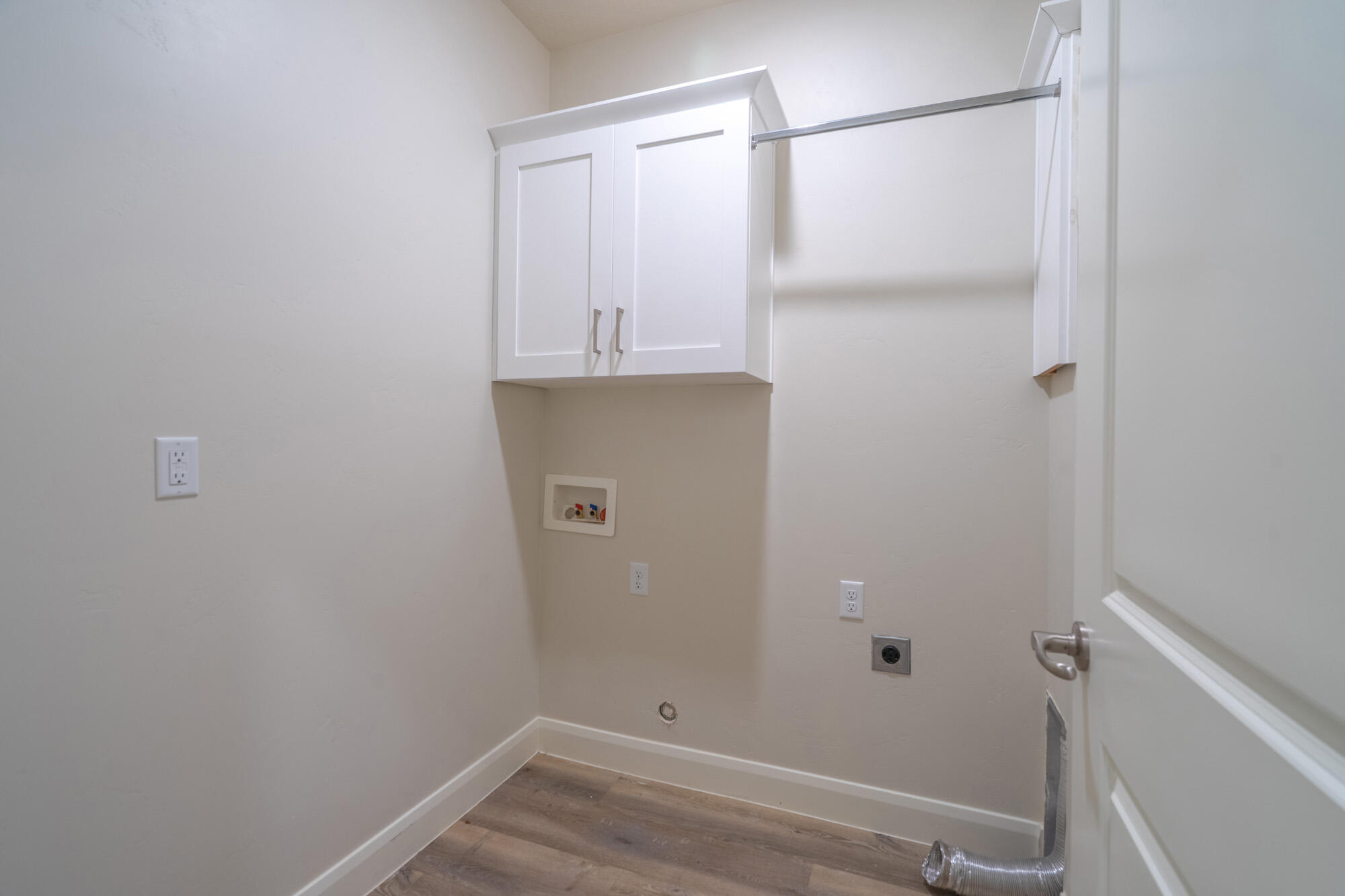 HURRICANE HEIGHTS - Residential