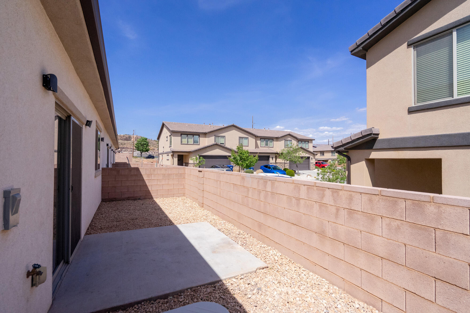 HURRICANE HEIGHTS - Residential