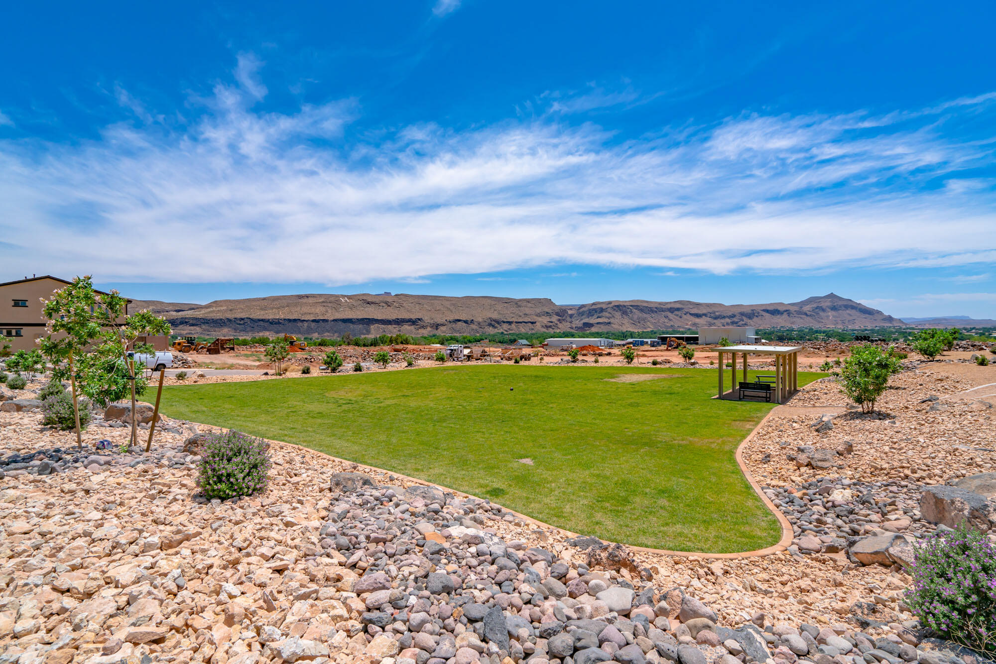 HURRICANE HEIGHTS - Residential