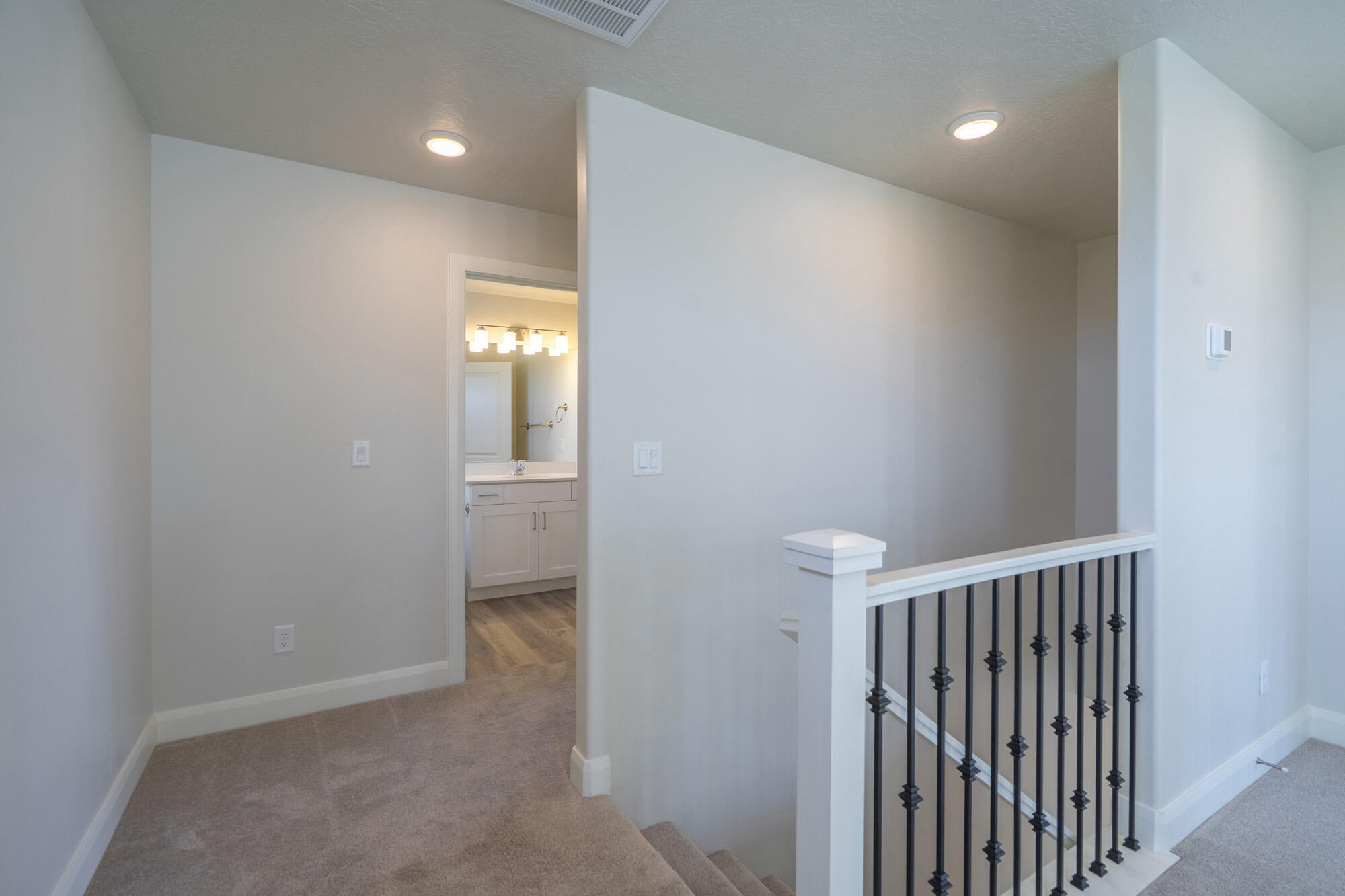 HURRICANE HEIGHTS - Residential