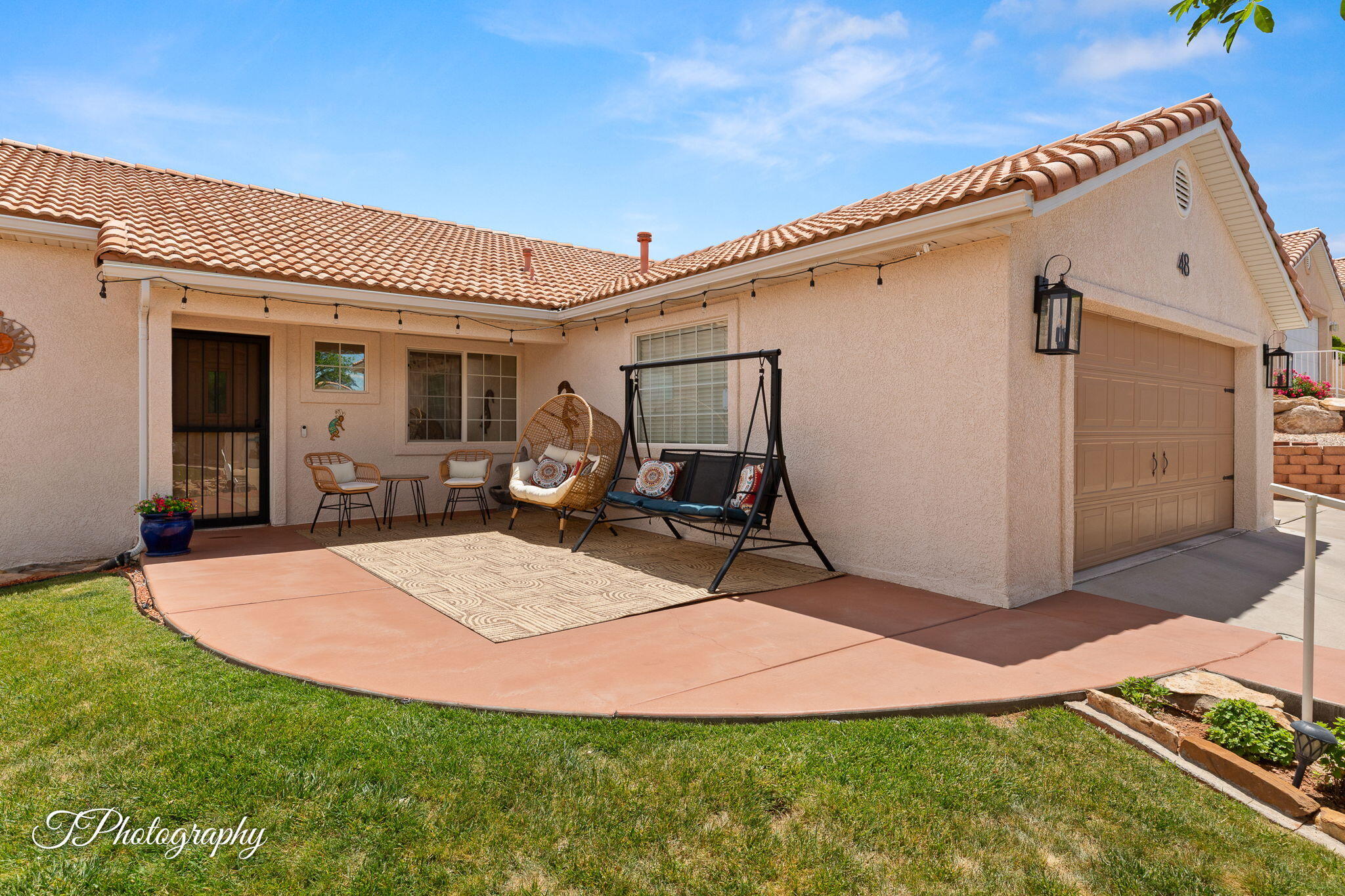 RIDGEPOINTE - Residential