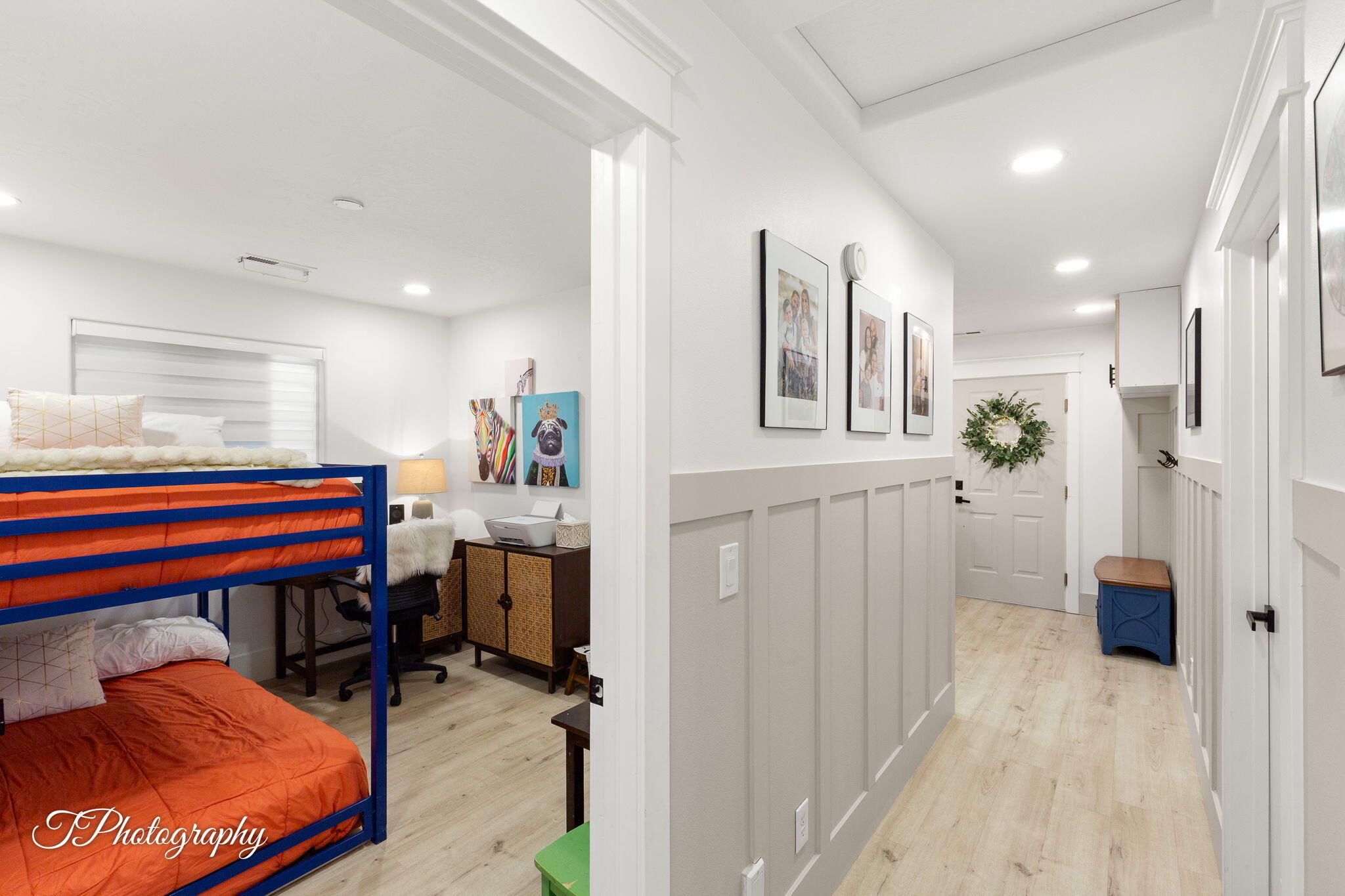 RIDGEPOINTE - Residential