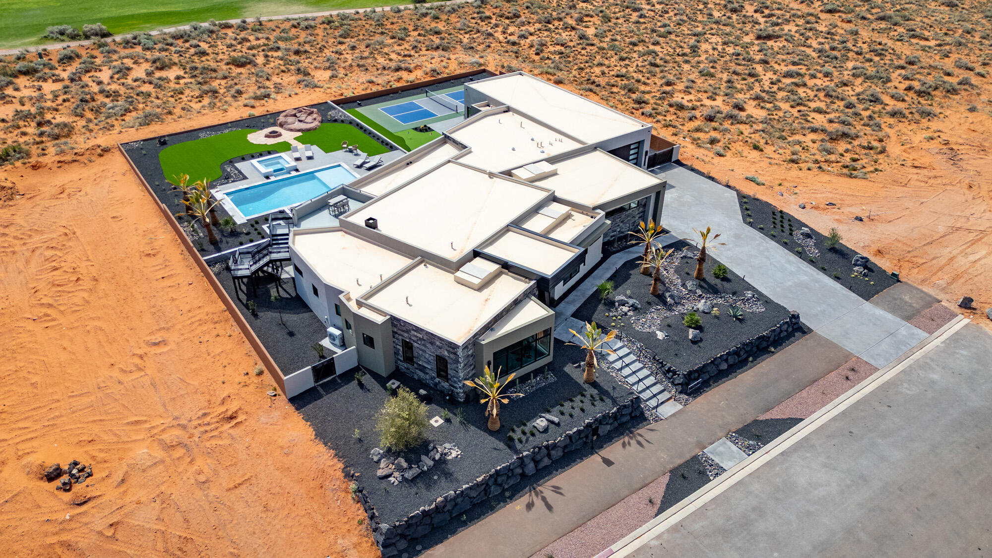 ESTATES AT SAND HOLLOW - Residential