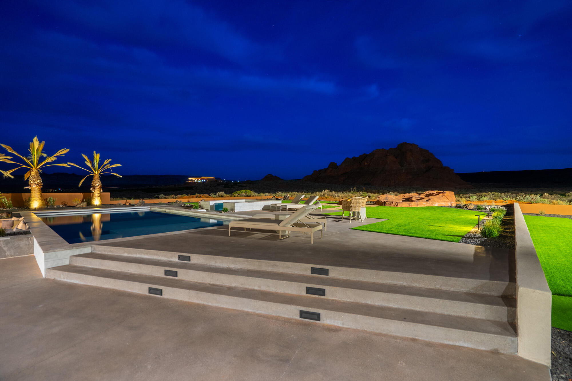 ESTATES AT SAND HOLLOW - Residential