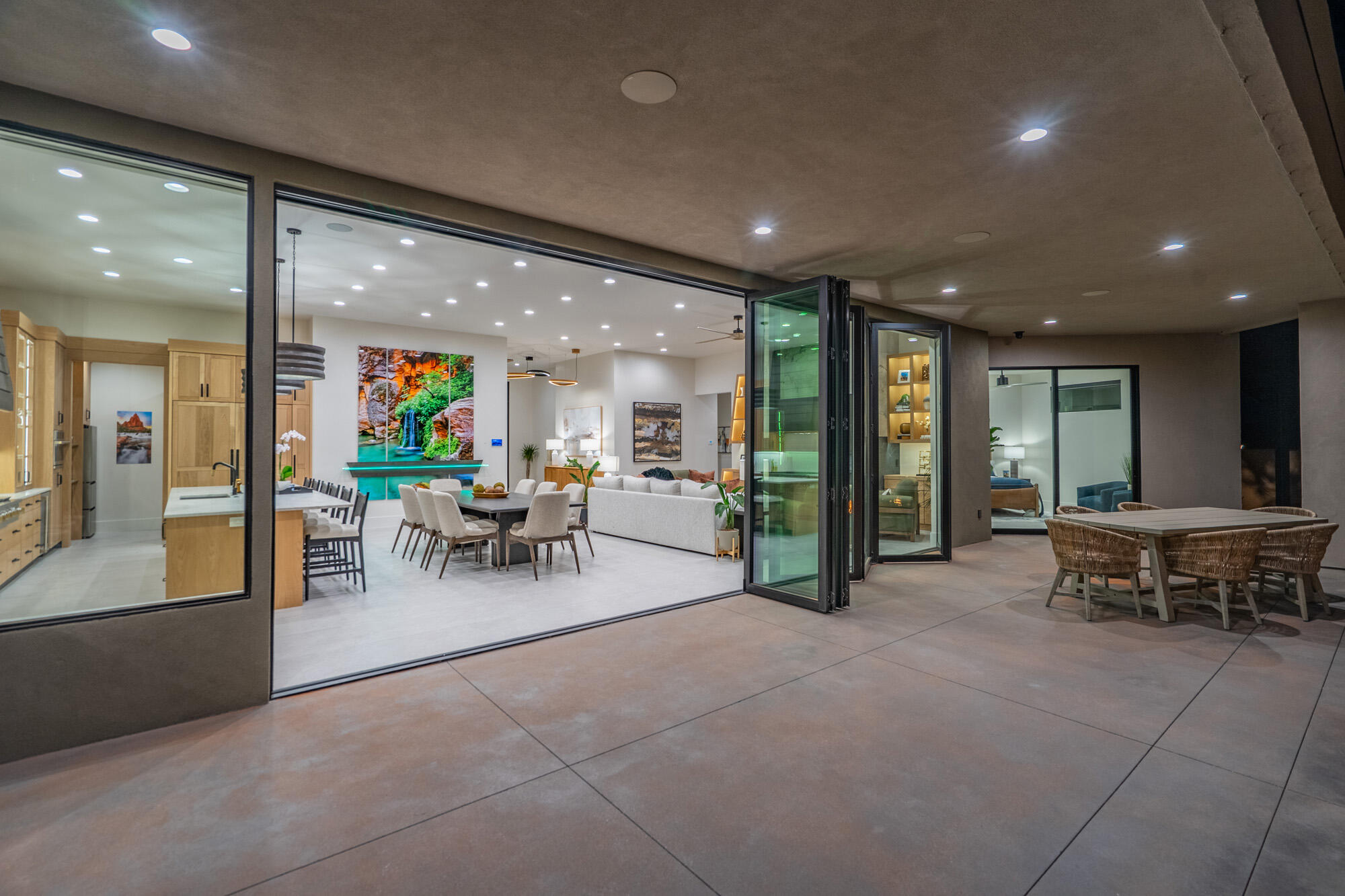 ESTATES AT SAND HOLLOW - Residential