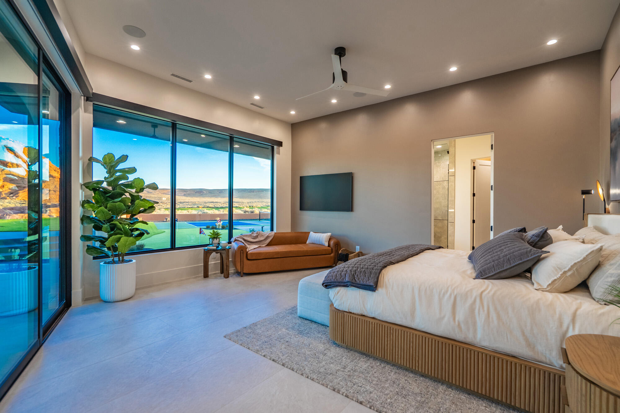 ESTATES AT SAND HOLLOW - Residential