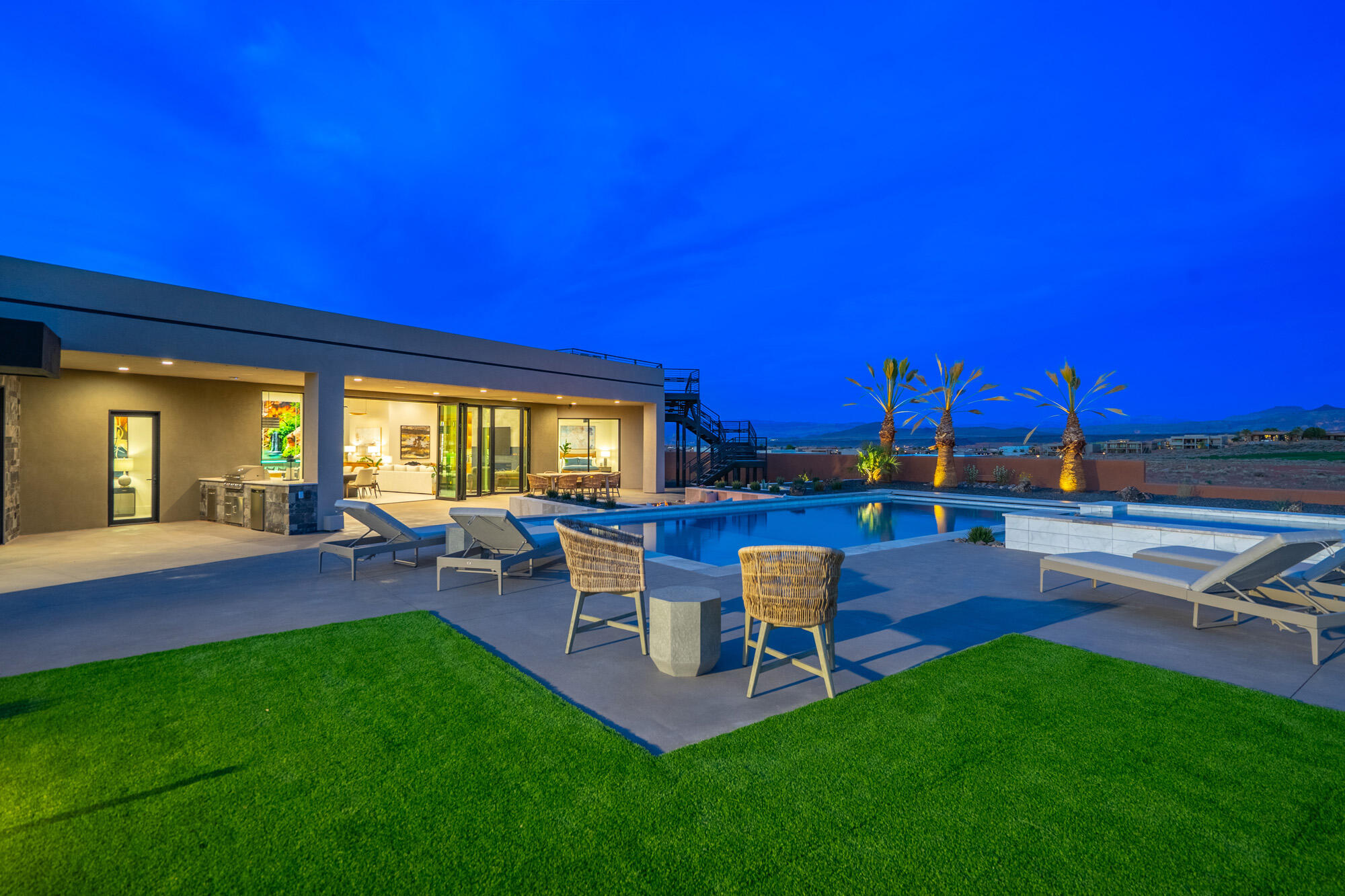 ESTATES AT SAND HOLLOW - Residential