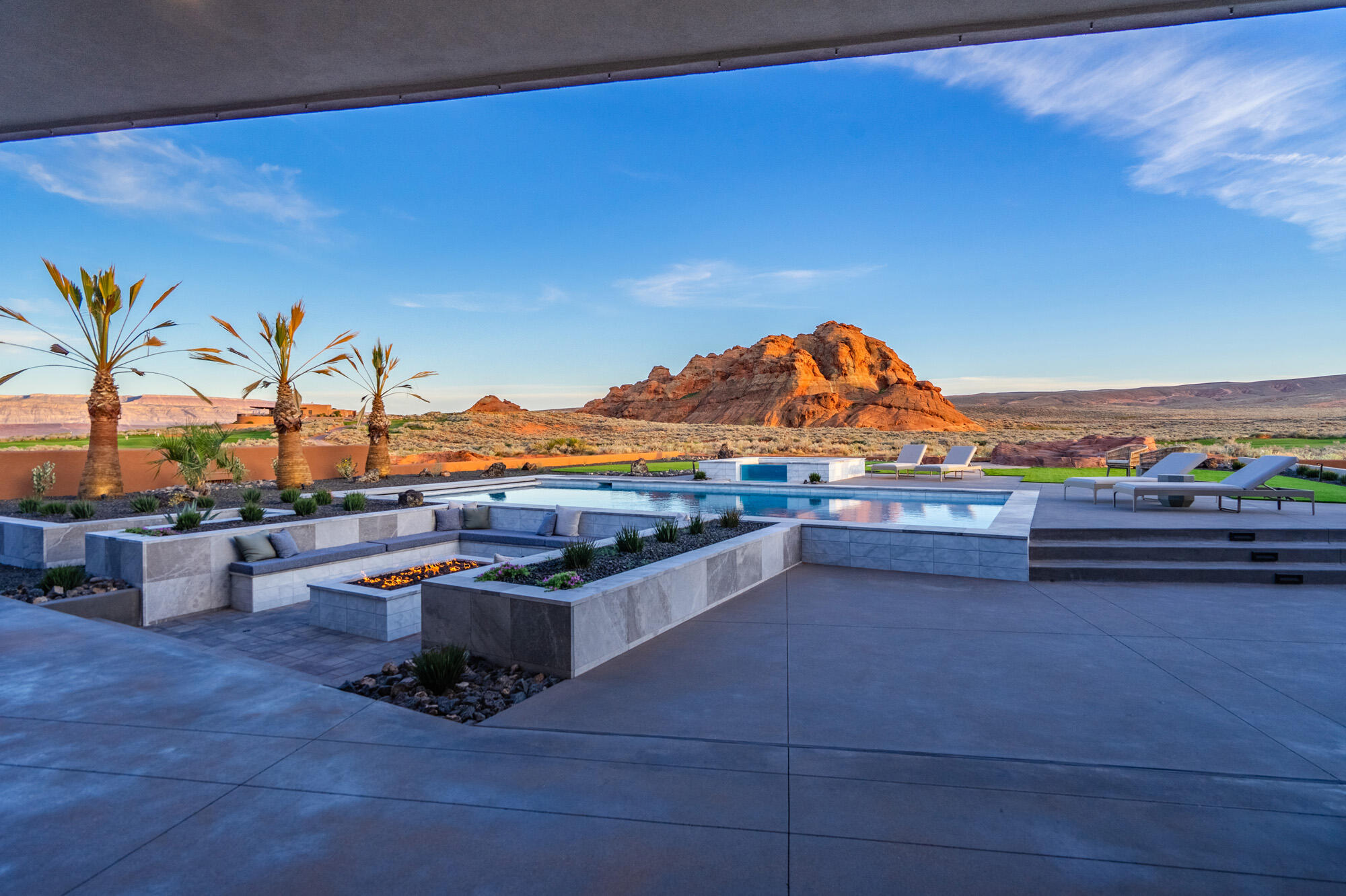ESTATES AT SAND HOLLOW - Residential