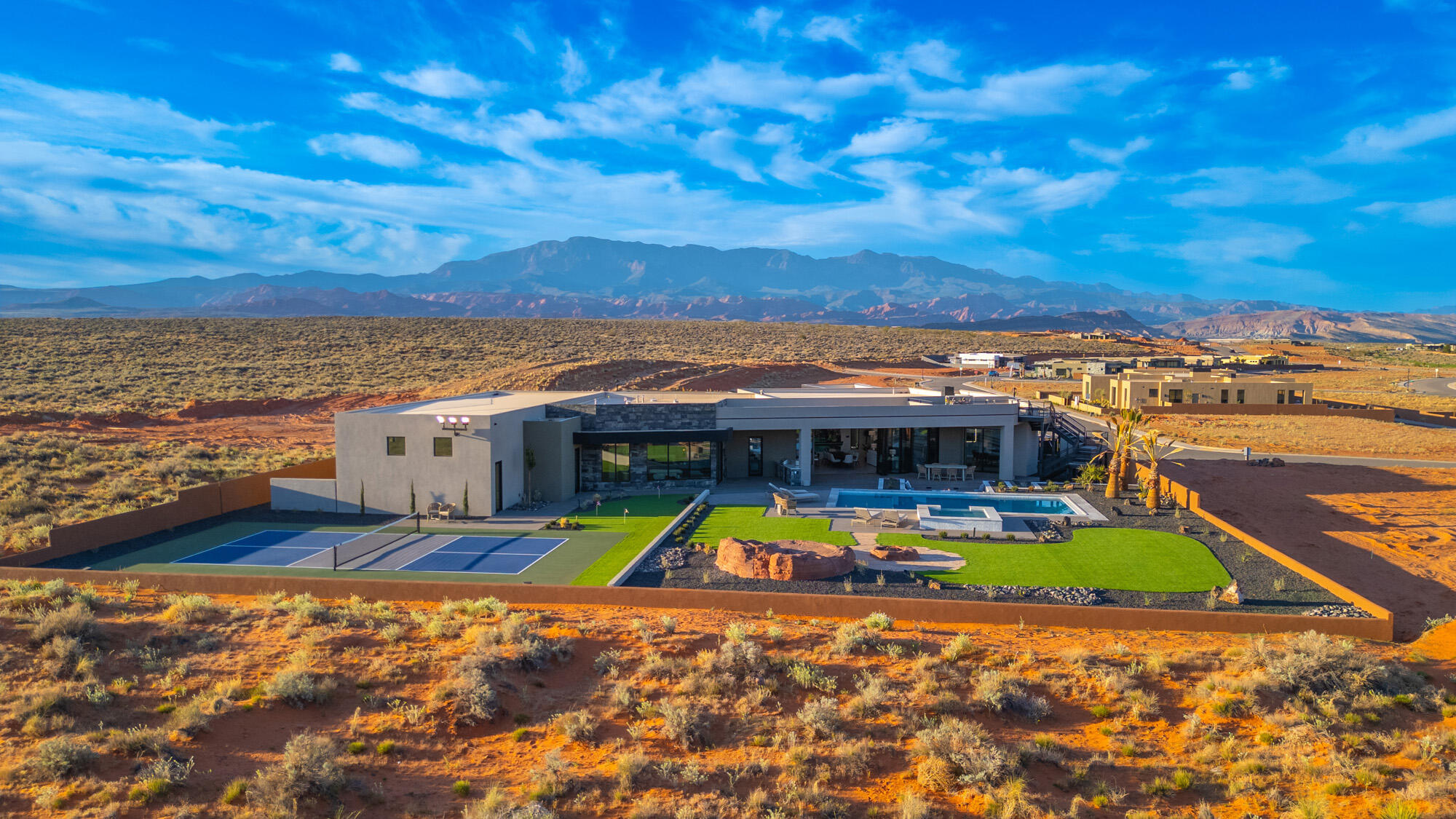 ESTATES AT SAND HOLLOW - Residential
