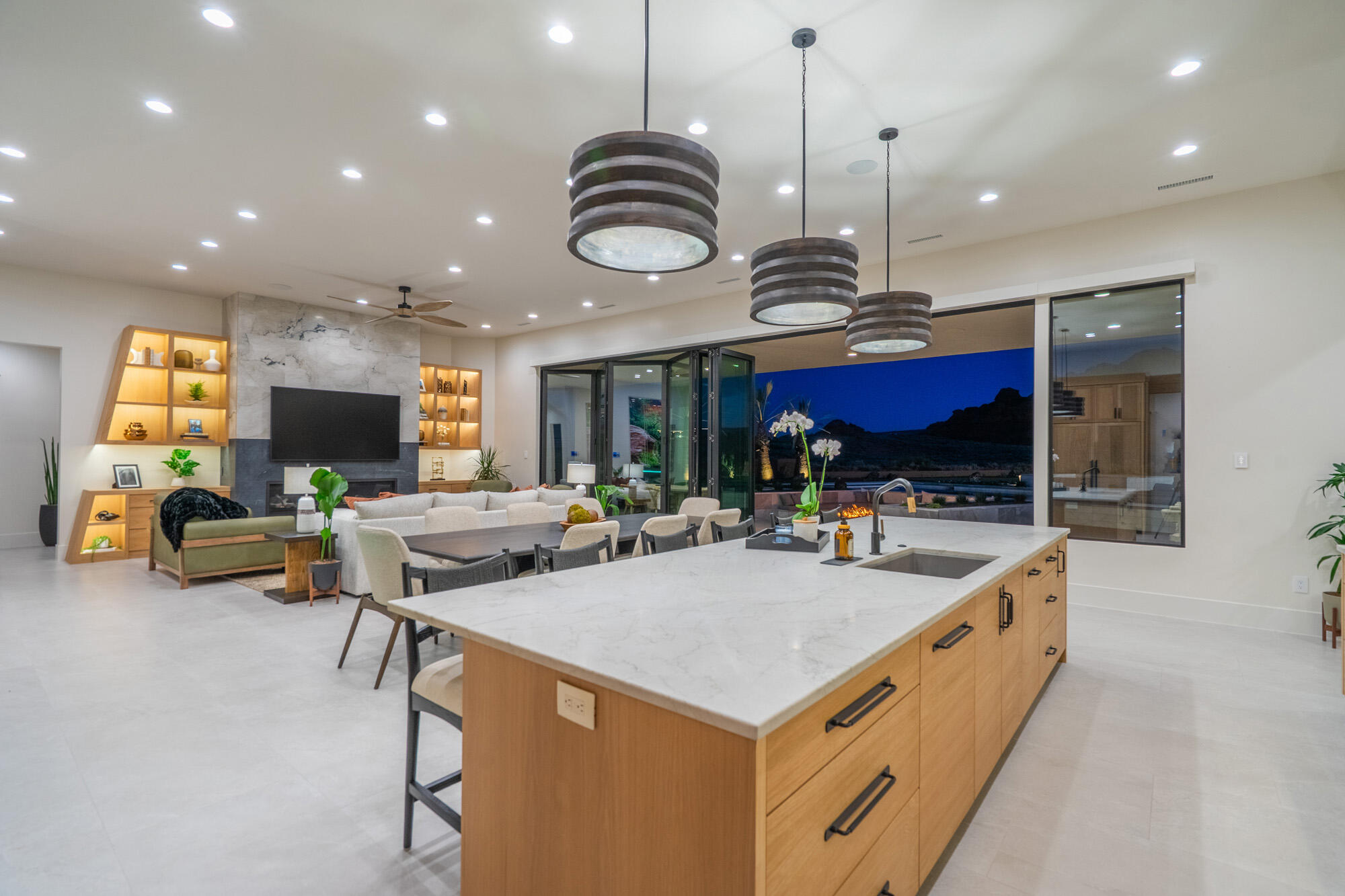 ESTATES AT SAND HOLLOW - Residential