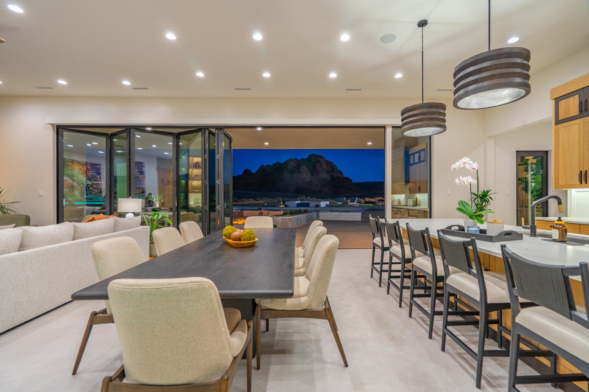 ESTATES AT SAND HOLLOW - Residential