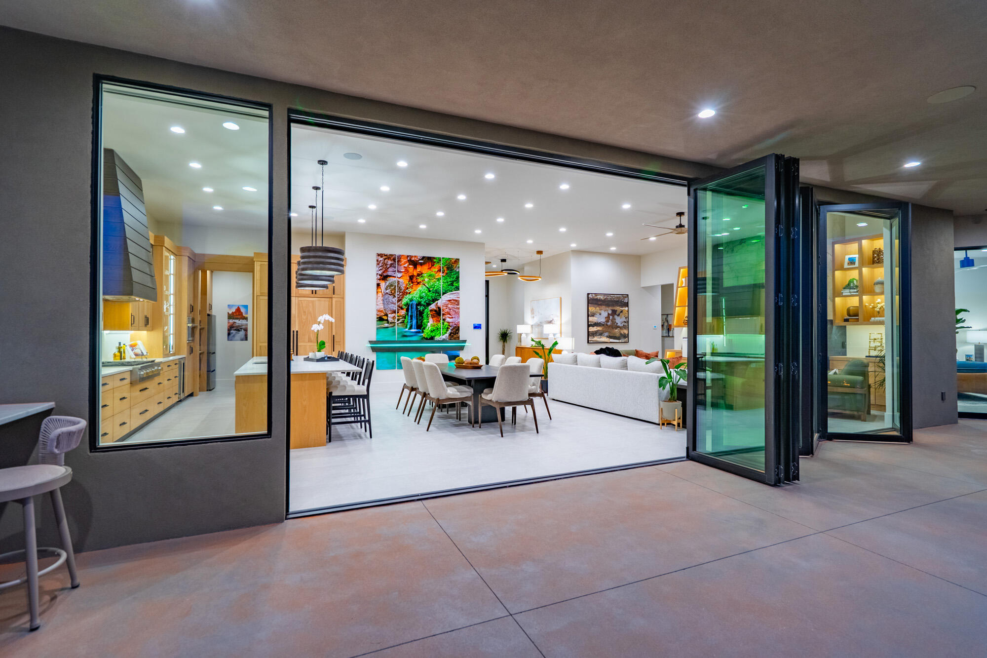 ESTATES AT SAND HOLLOW - Residential