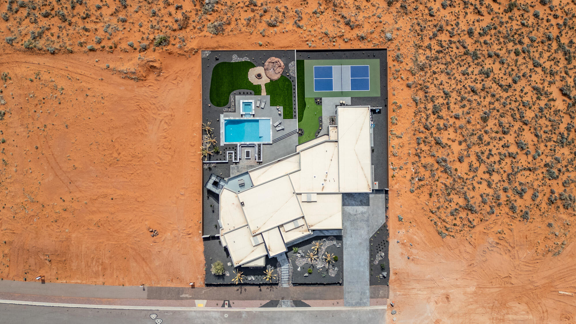 ESTATES AT SAND HOLLOW - Residential