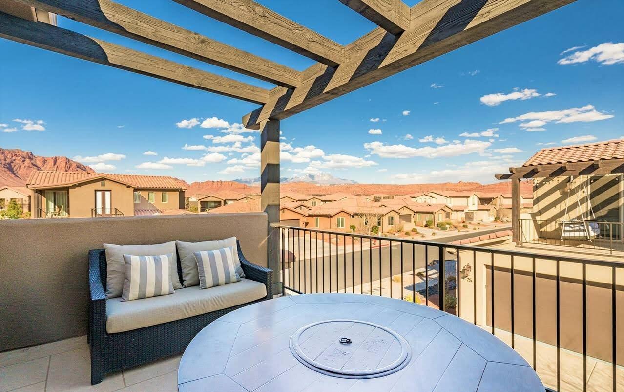 PARADISE VILLAGE AT ZION - Residential