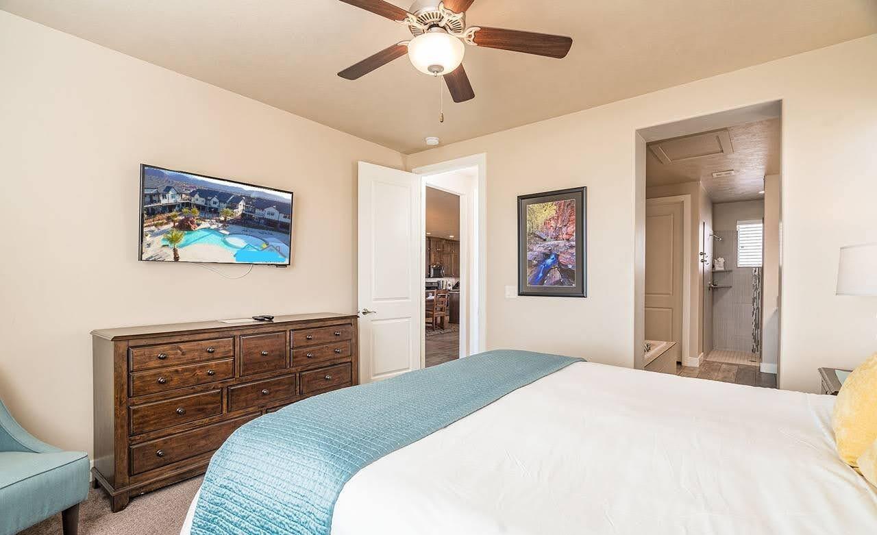 PARADISE VILLAGE AT ZION - Residential