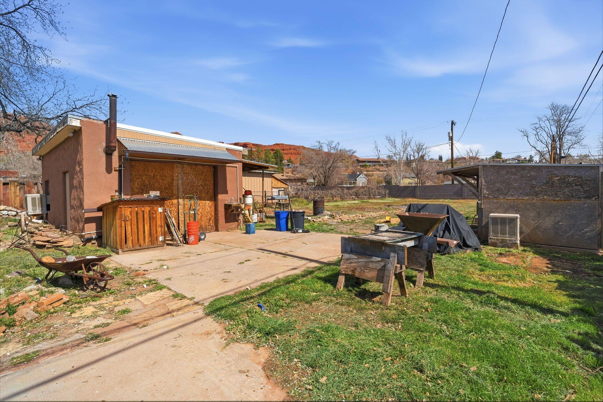 ST GEORGE TOWNSITE - Residential