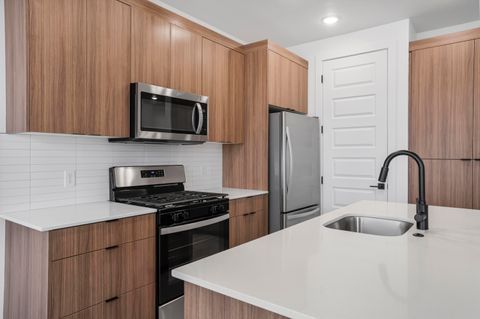Tiny photo for 319 S 1930 W, Hurricane, UT 84737 (MLS # 26-271887)