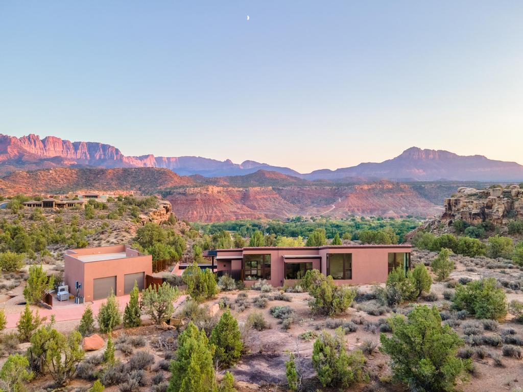 ANASAZI PLATEAU - Residential