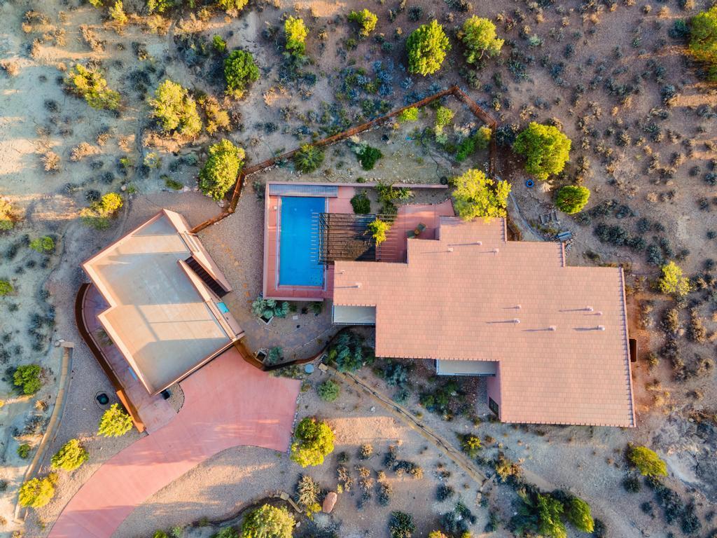 ANASAZI PLATEAU - Residential