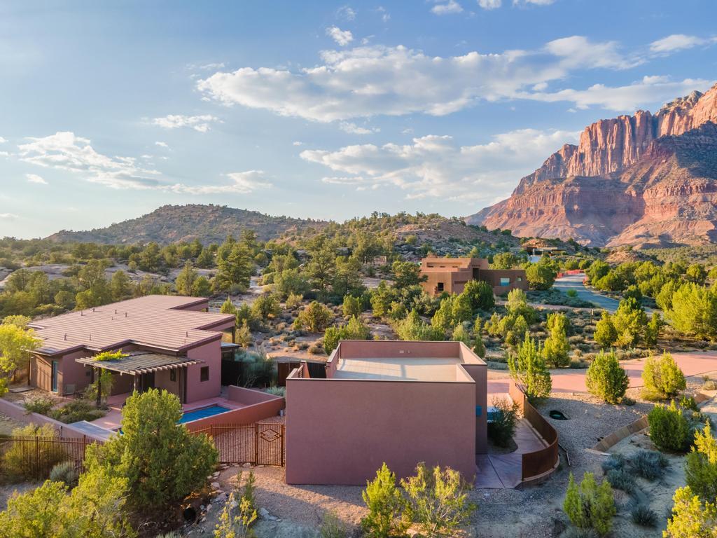 ANASAZI PLATEAU - Residential