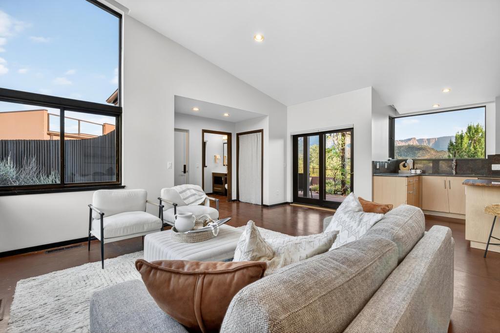 ANASAZI PLATEAU - Residential