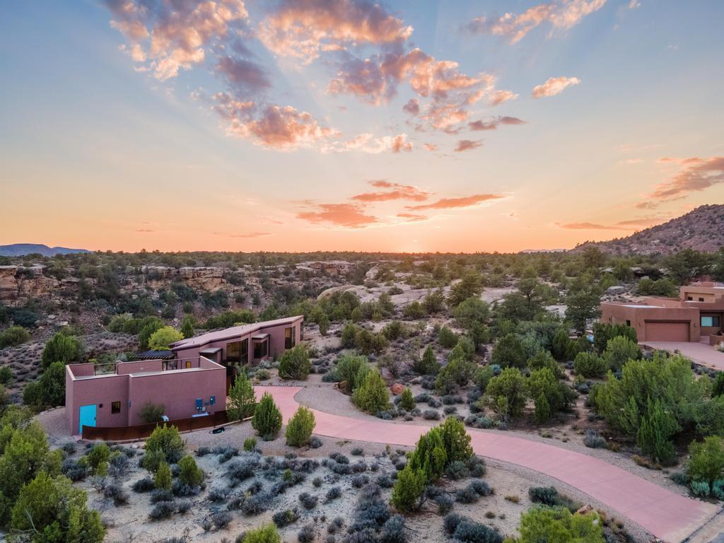 ANASAZI PLATEAU - Residential