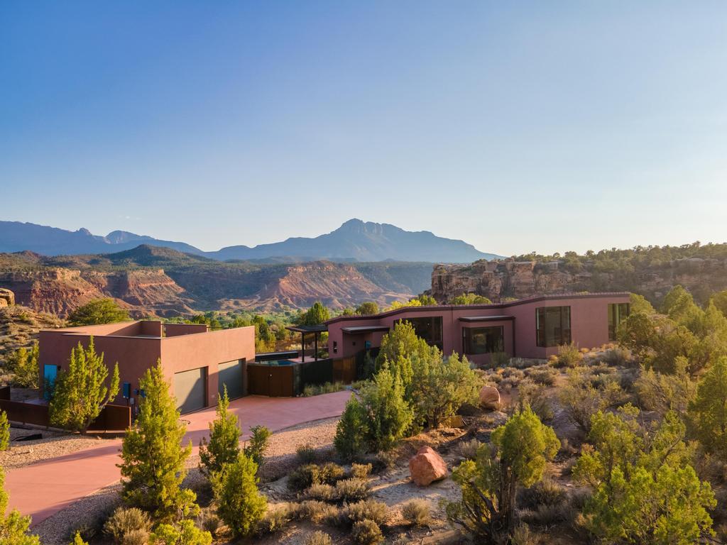 ANASAZI PLATEAU - Residential