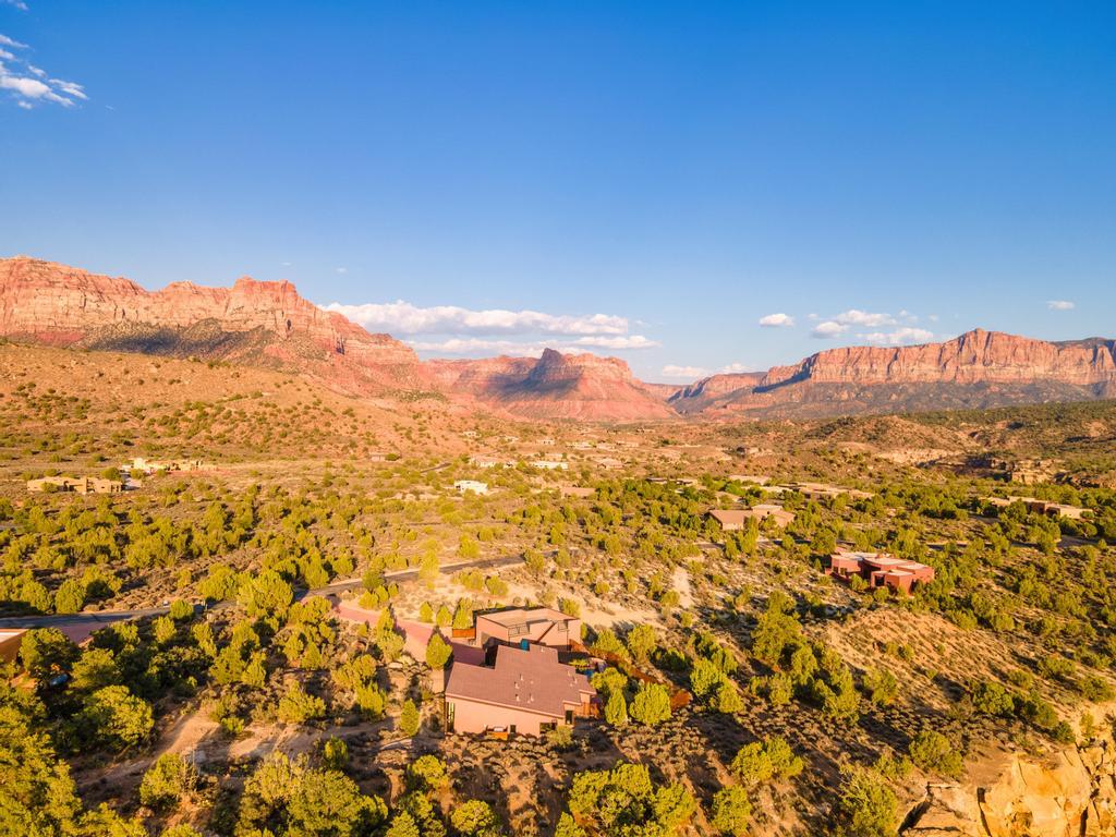 ANASAZI PLATEAU - Residential