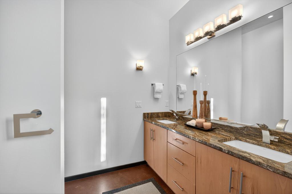 ANASAZI PLATEAU - Residential