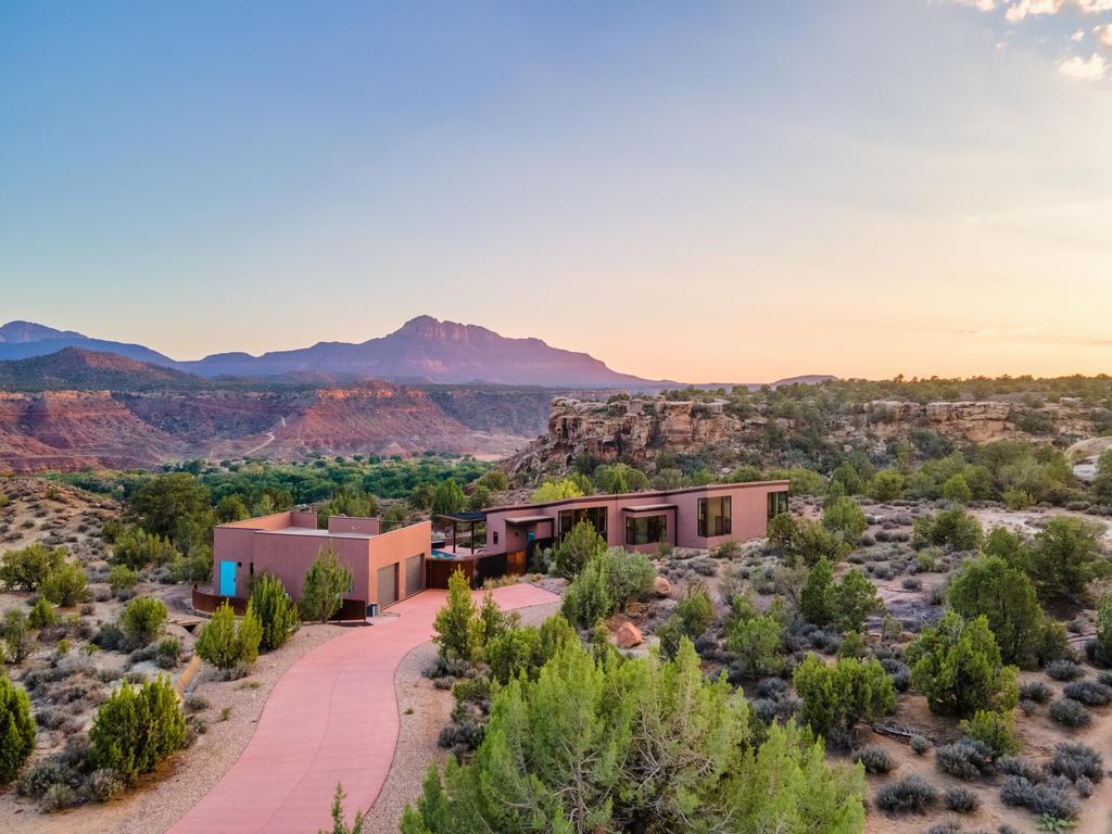 ANASAZI PLATEAU - Residential
