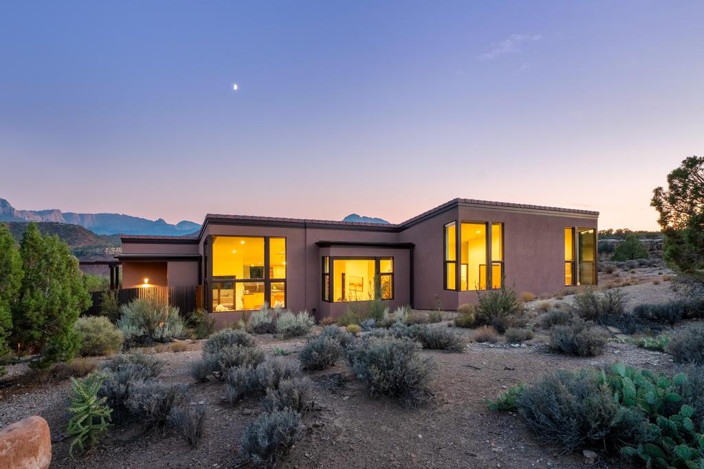 ANASAZI PLATEAU - Residential