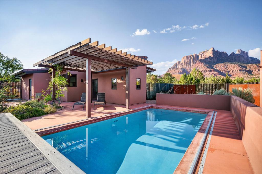 ANASAZI PLATEAU - Residential